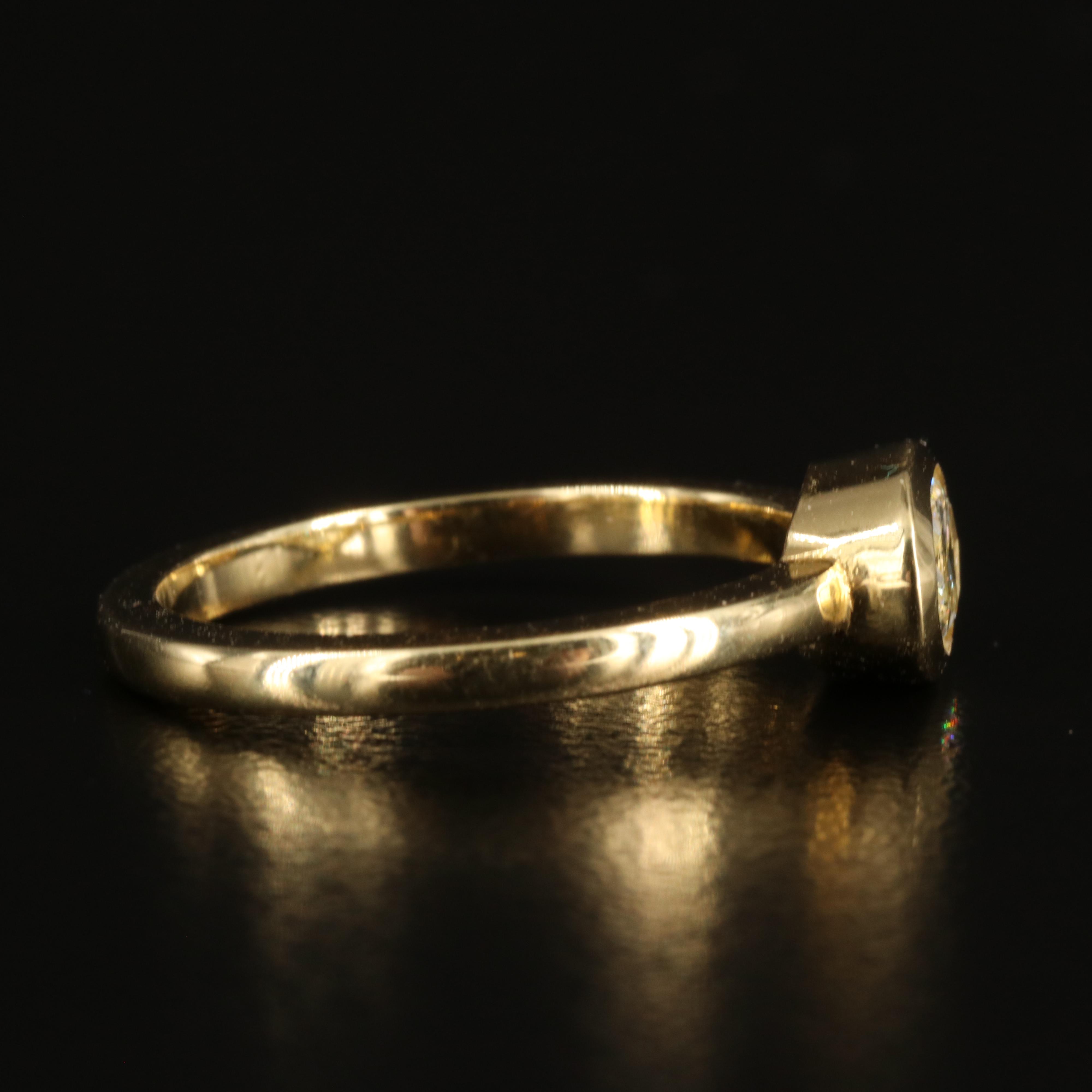 18K 0.60 CT Diamond East-West Solitaire Ring