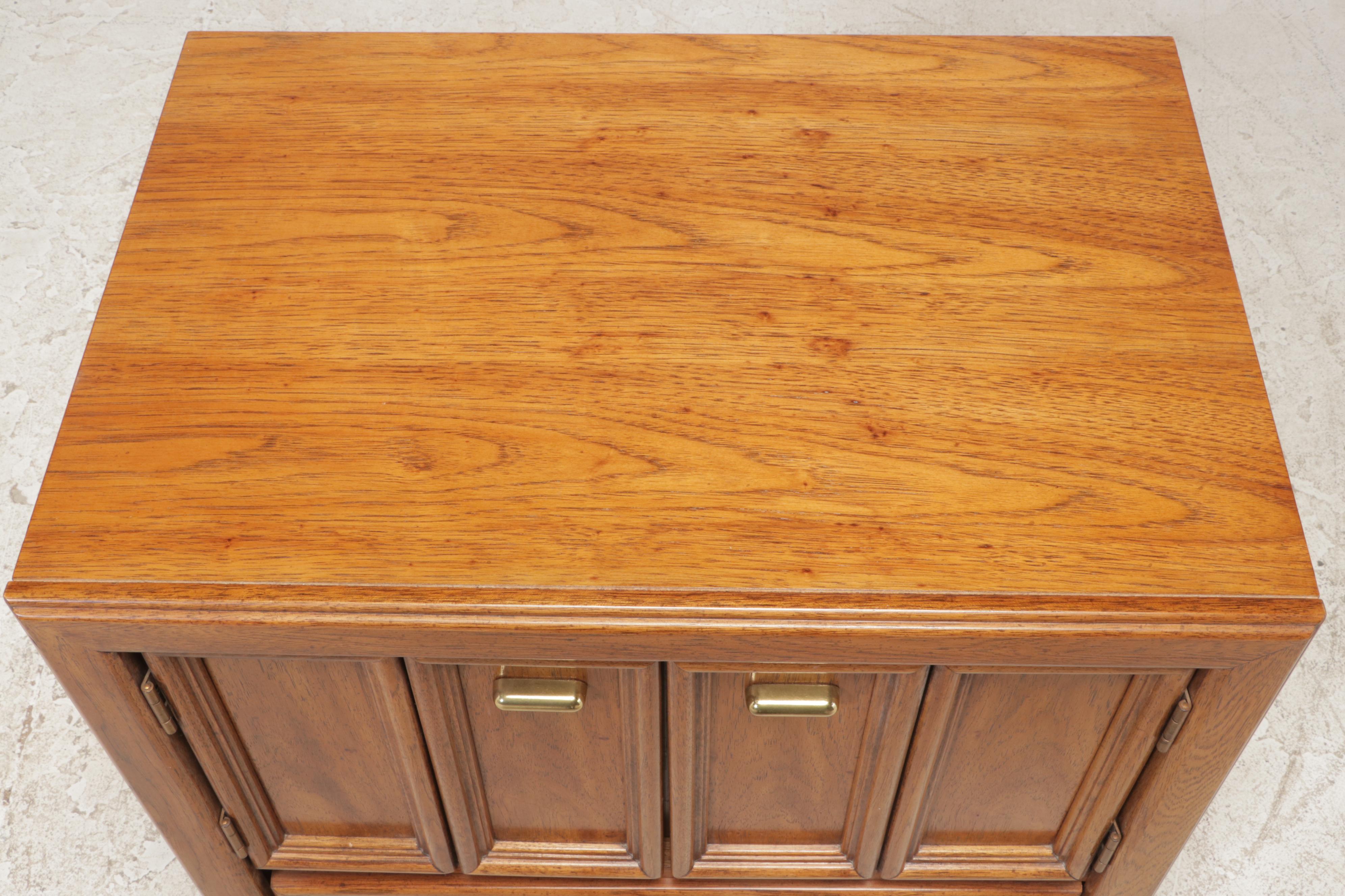 Thomasville Modernist Oak Nightstand, Mid to Late 20th Century