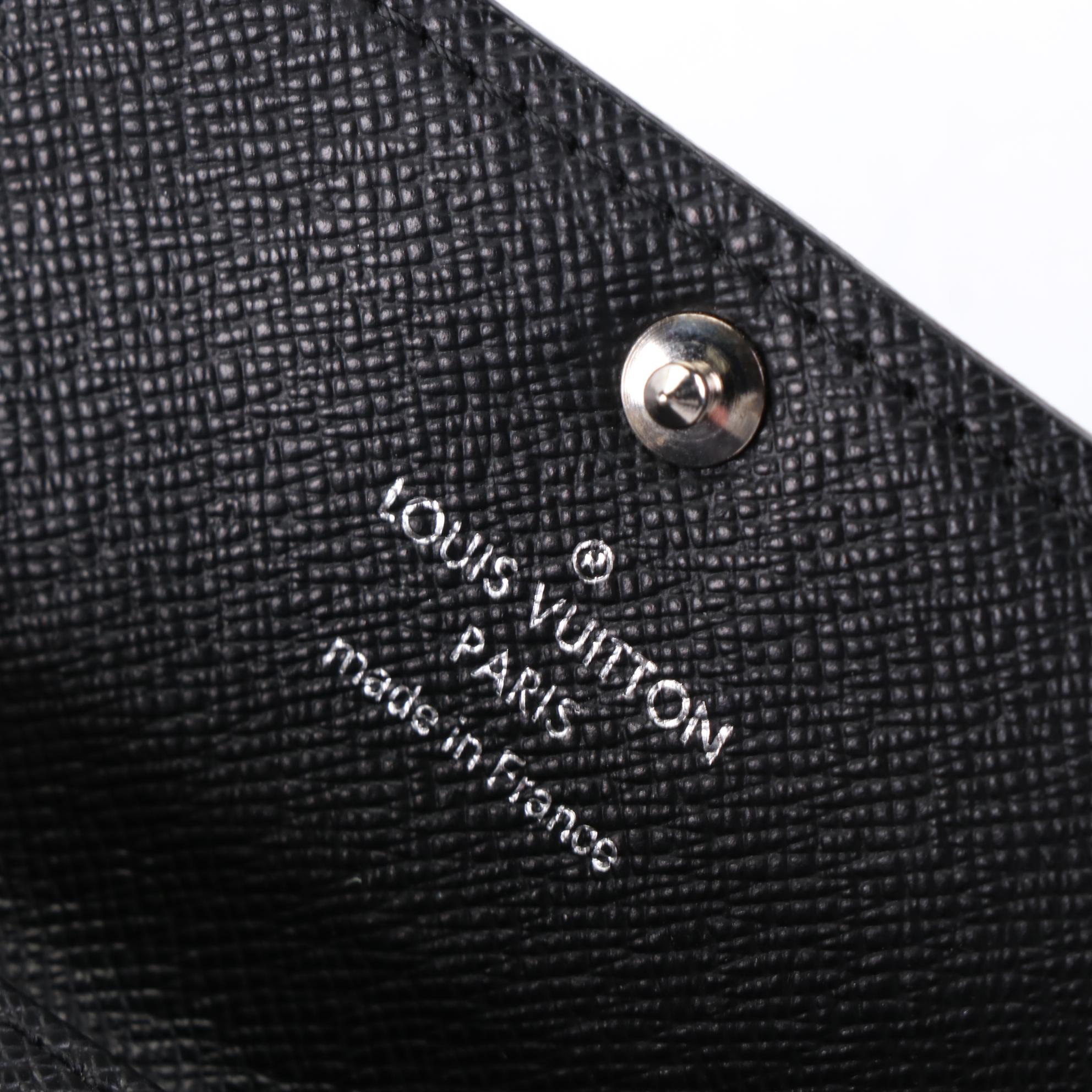 Louis Vuitton Six-Key Holder in Damier Graphite Canvas