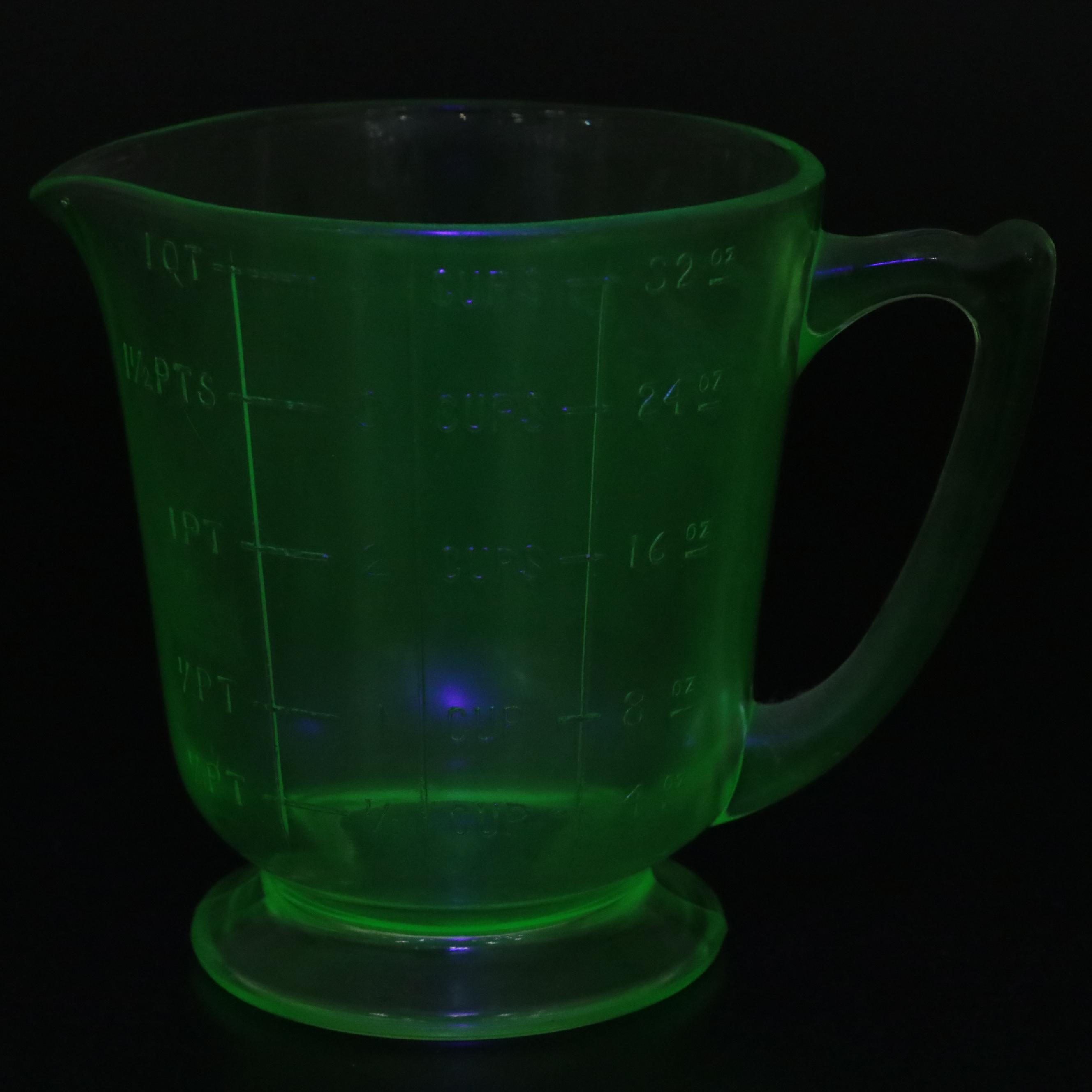 Owens-Illinois Shakers with Moon & Stars Lidded Candy Dish and Other Tableware