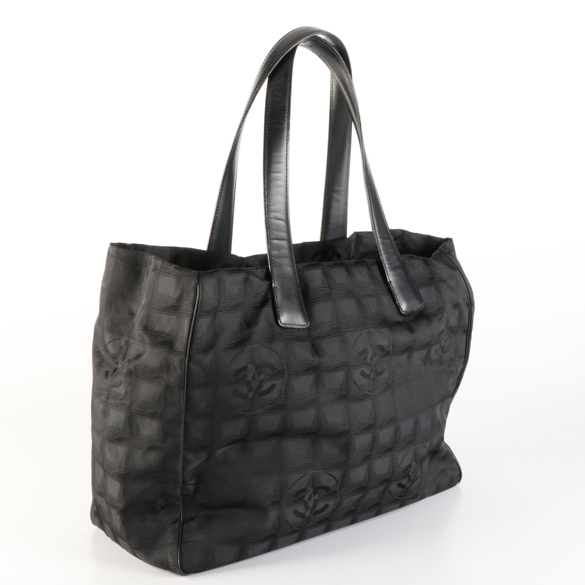 Chanel Travel Line Tote Bag in Black Nylon Jacquard and Leather