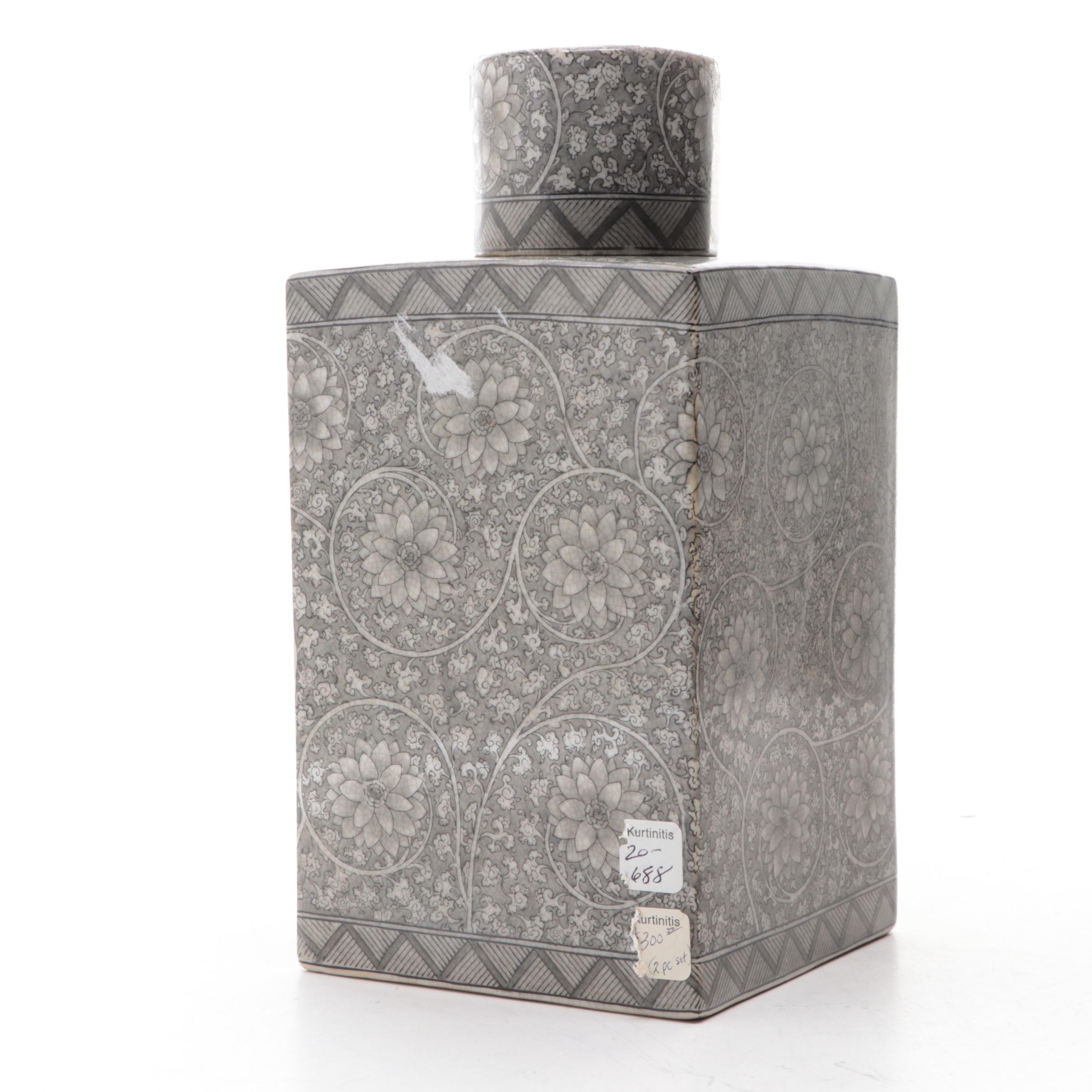 United Wilson Chinese Ceramic Decorative Tea Caddy