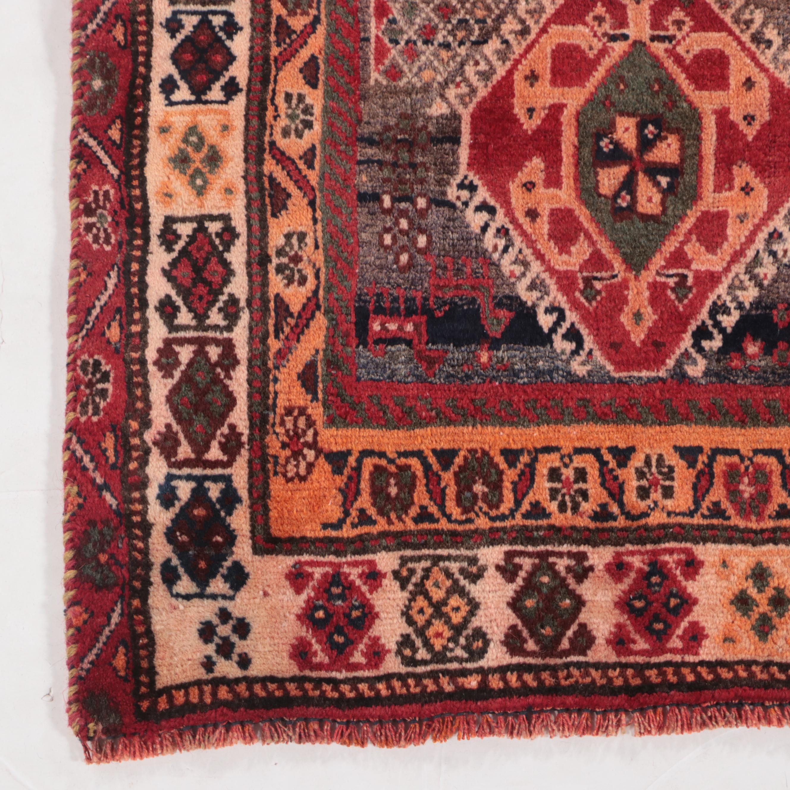 5'2 x 8'4 Hand-Knotted Persian Qashqai Area Rug