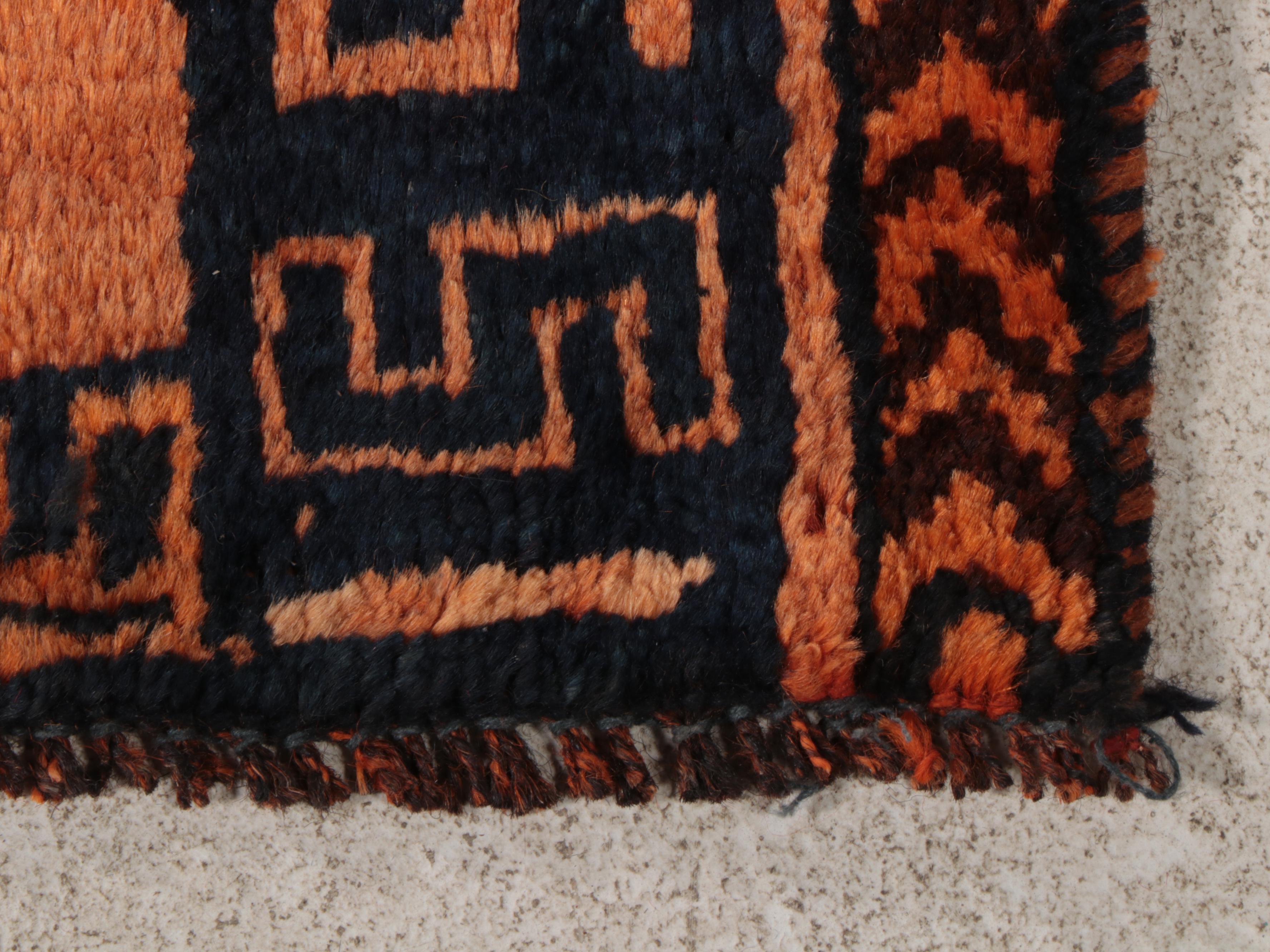4'1 x 7'11 Hand-Knotted Caucasian Borchaly Area Rug