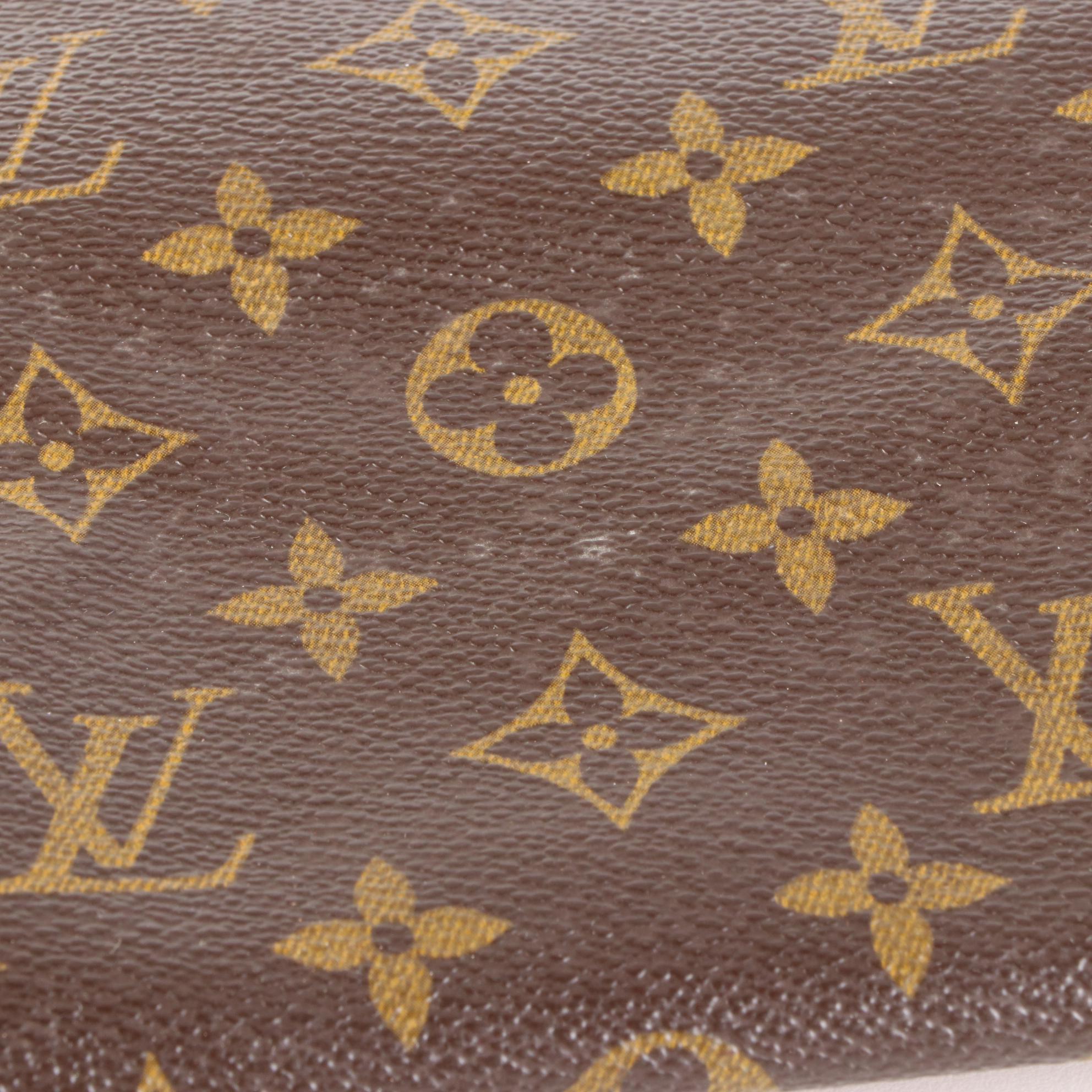 Louis Vuitton Cabas Mezzo Tote in Monogram Canvas and Vachetta Leather
