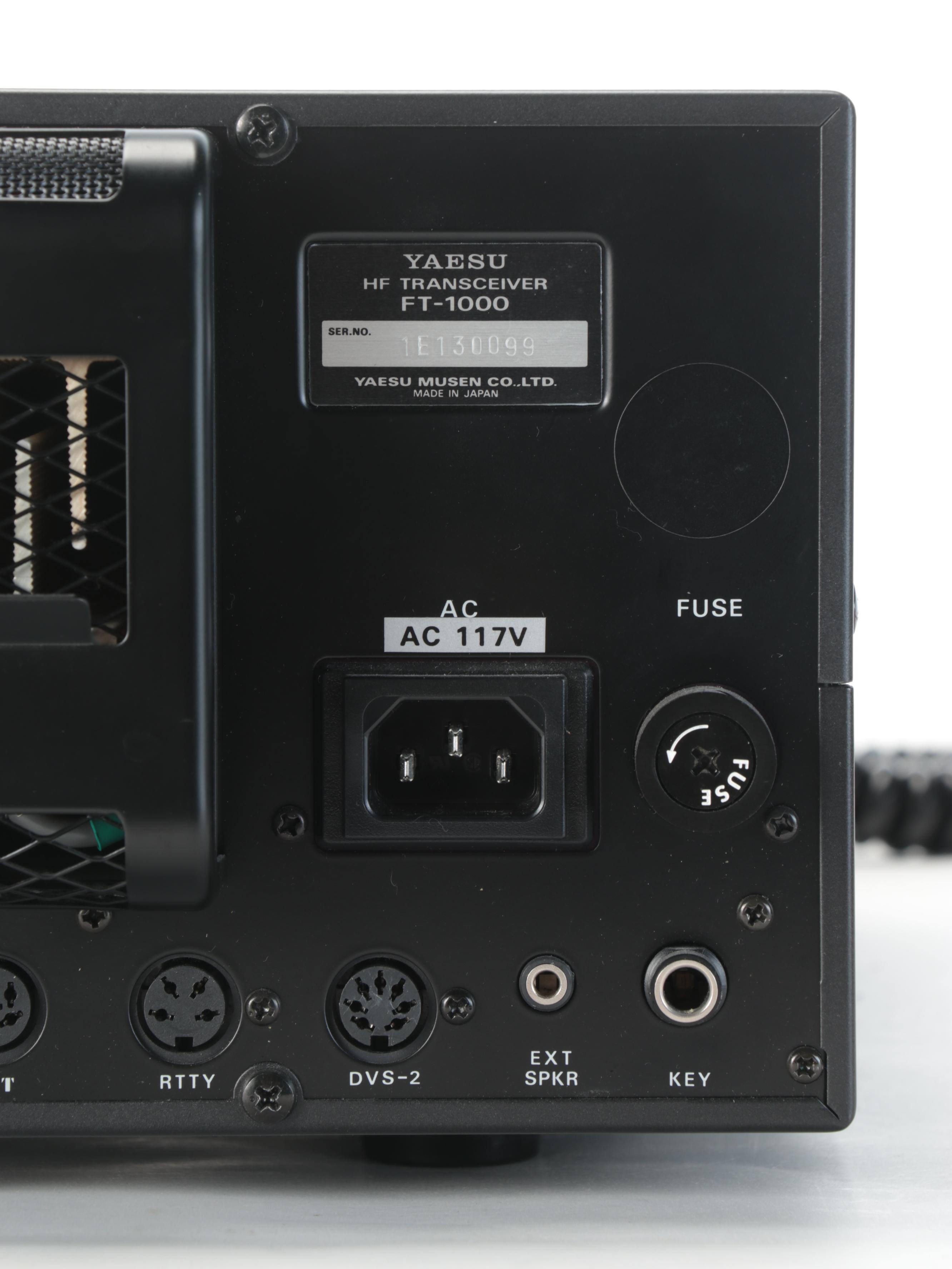 YAESU Transceiver Amateur Radio and Speaker with Ameritron Amplifier