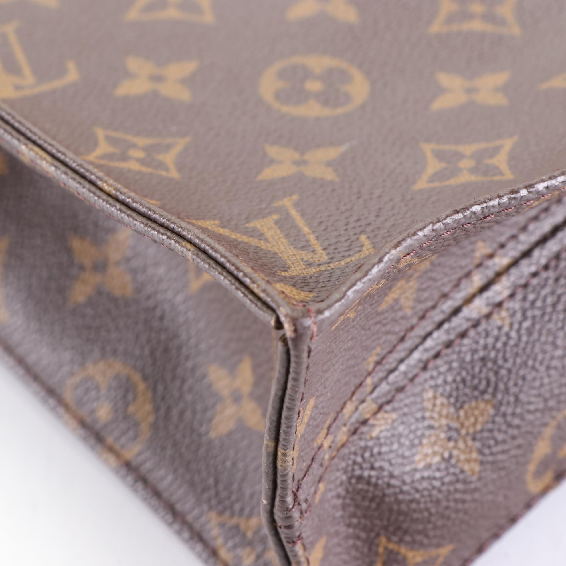 Louis Vuitton Sac Plat Tote in Monogram Canvas and Vachetta Leather