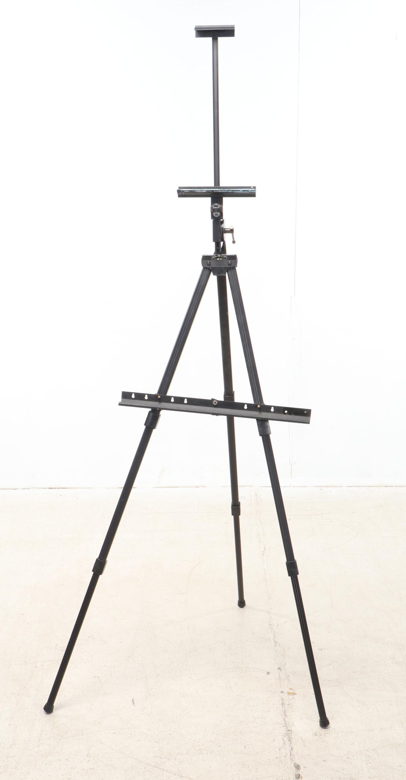 Bench 'n Vise Portable Work Bench Saw Horses With Winsor & Newton Art Easel