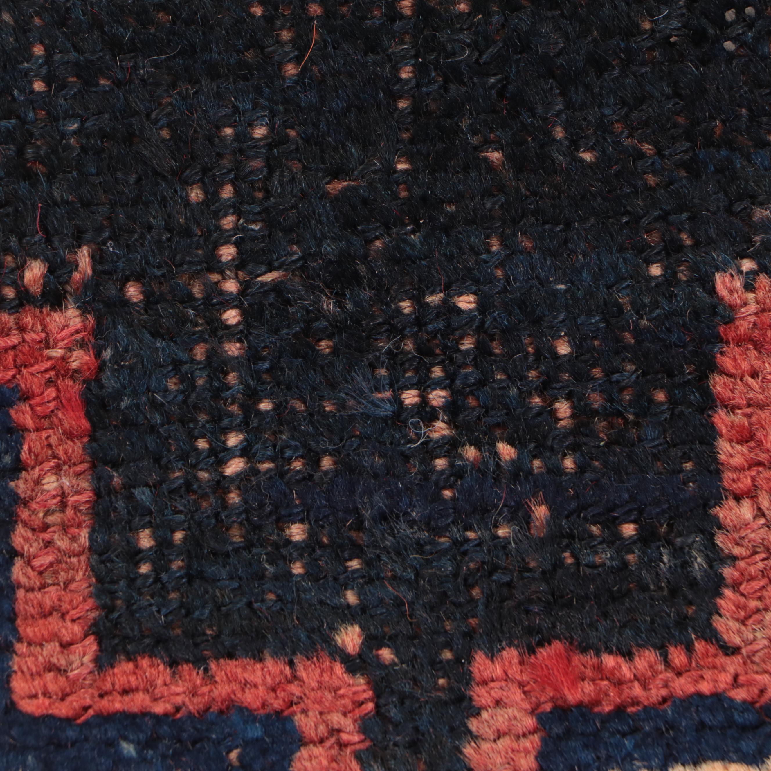 3'9 x 8'8 Hand-Knotted Persian Shiraz Long Rug