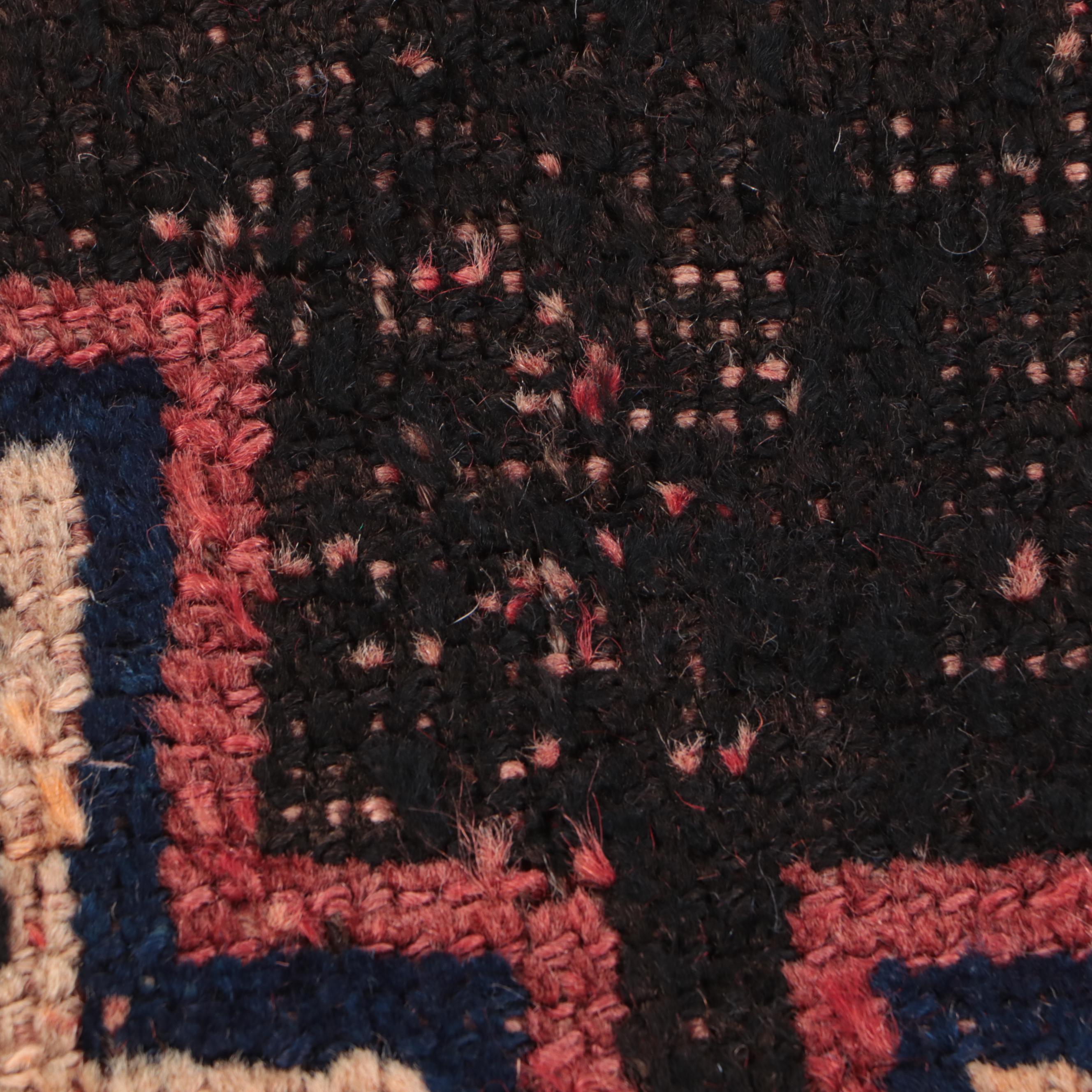 3'9 x 8'8 Hand-Knotted Persian Shiraz Long Rug