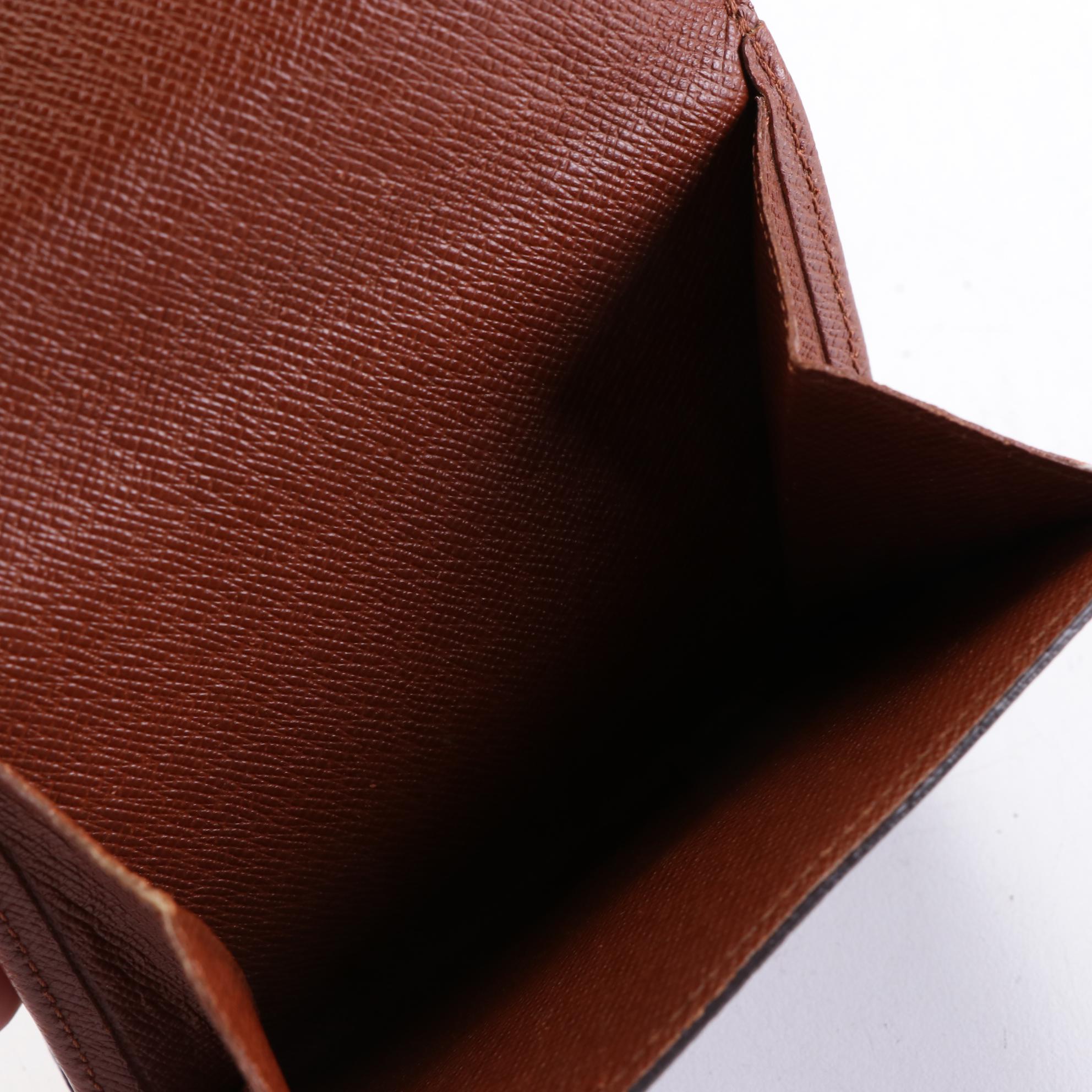 Louis Vuitton Compact Wallet in Monogram Canvas