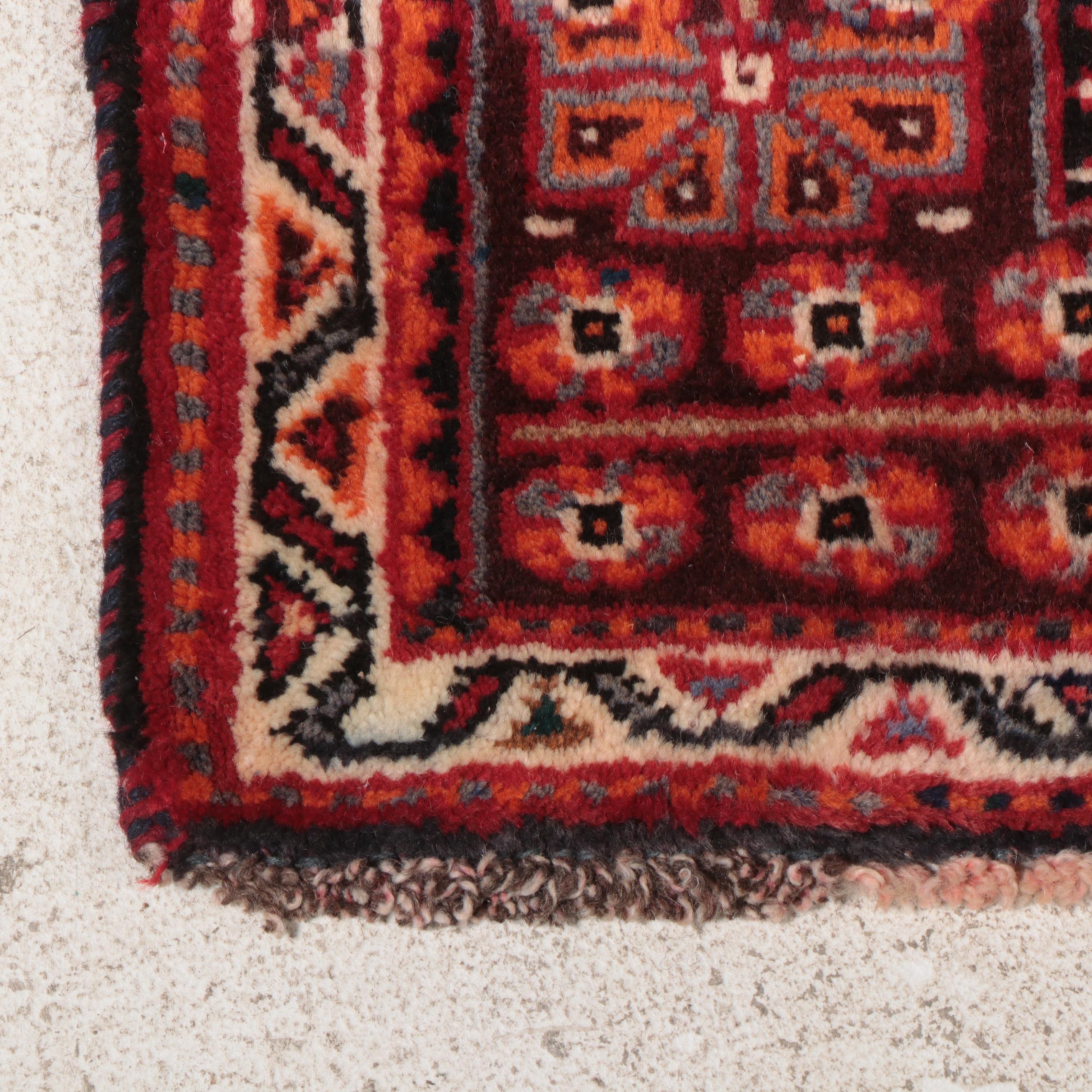 6'5 x 8'9 Hand-Knotted Persian Qashqai Area Rug