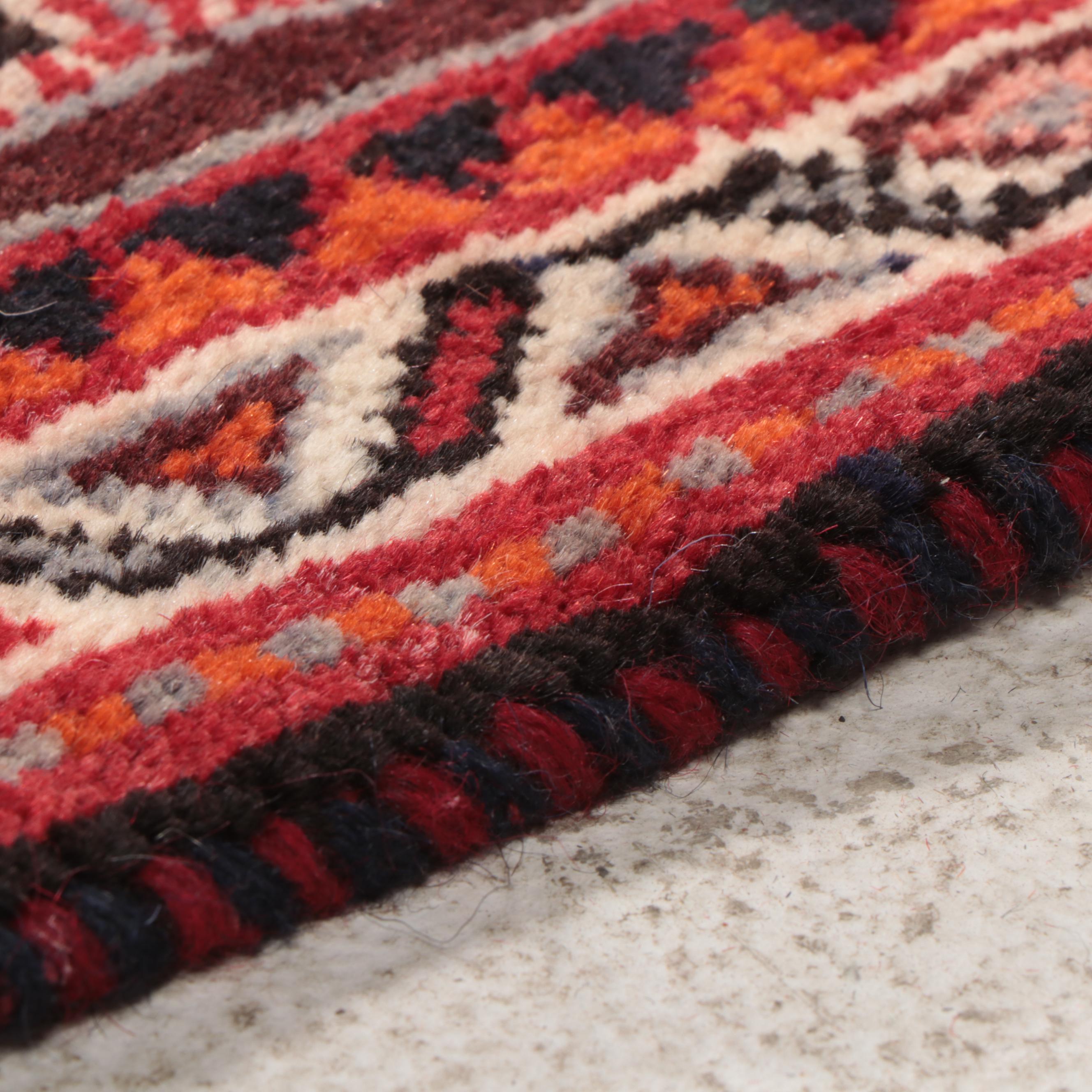 6'5 x 8'9 Hand-Knotted Persian Qashqai Area Rug