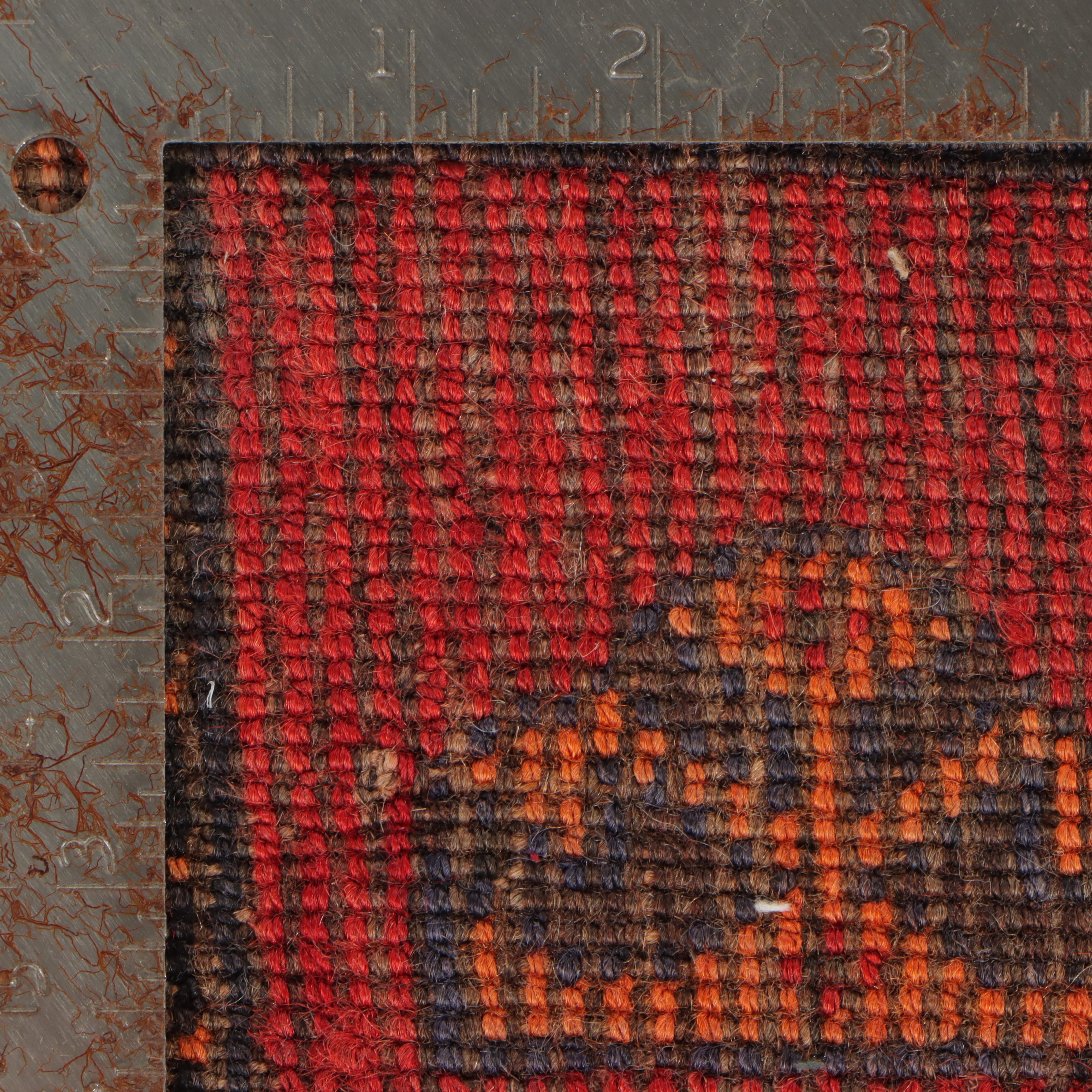 4'8 x 7'6 Hand-Knotted Persian Shiraz Area Rug