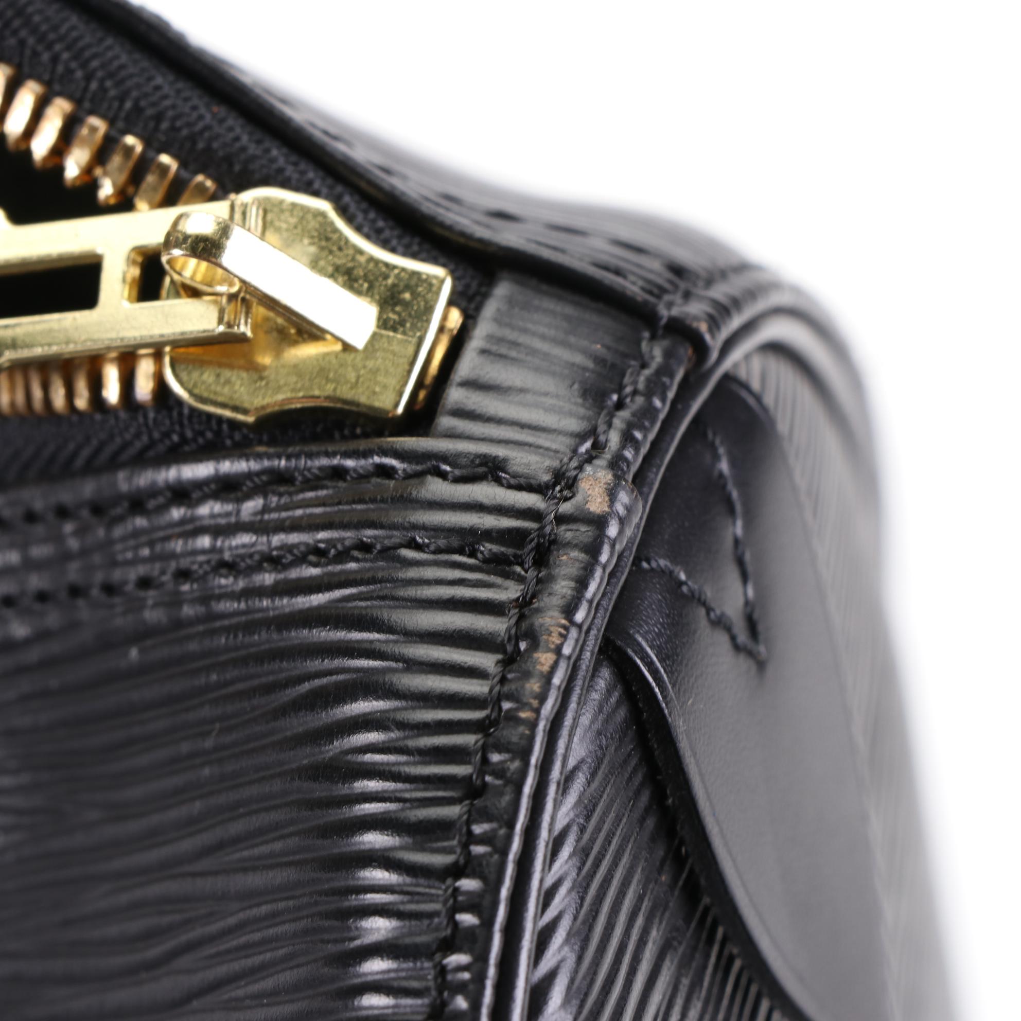 Louis Vuitton Keepall 45 in Black Epi Leather