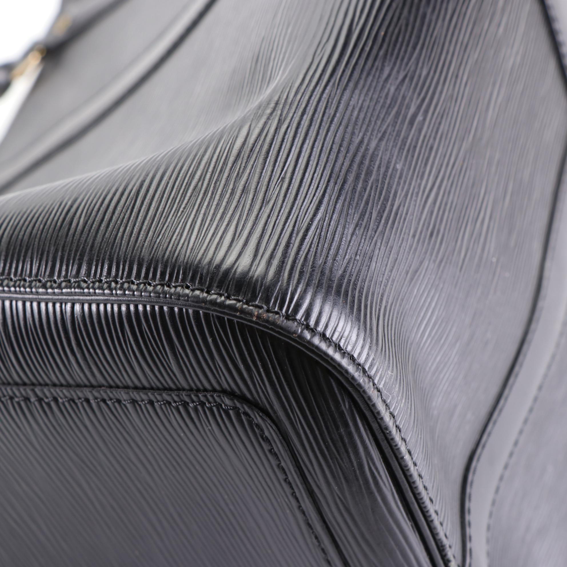 Louis Vuitton Keepall 45 in Black Epi Leather