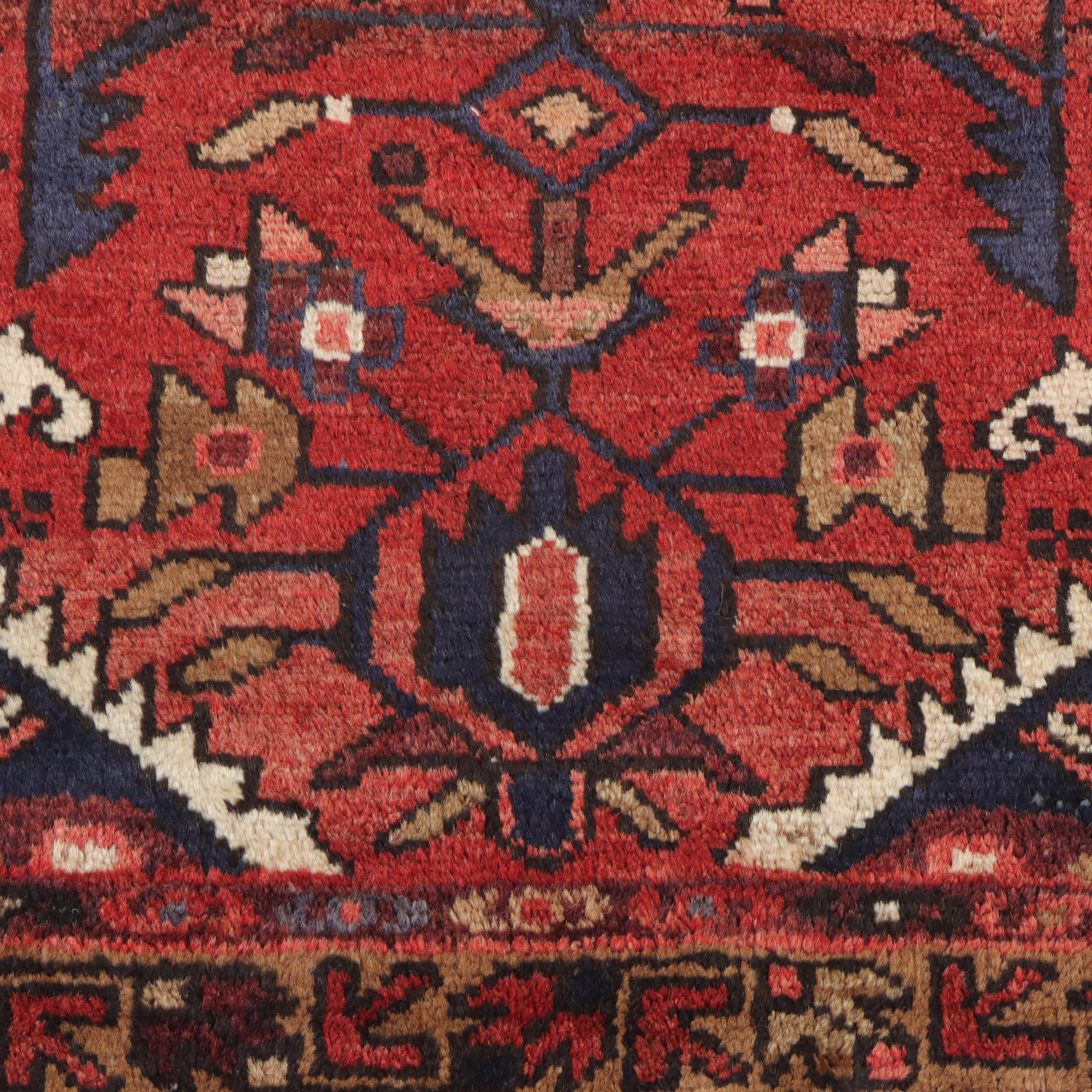 2'7 x 4'1 Hand-Knotted Persian Zanjan Accent Rug