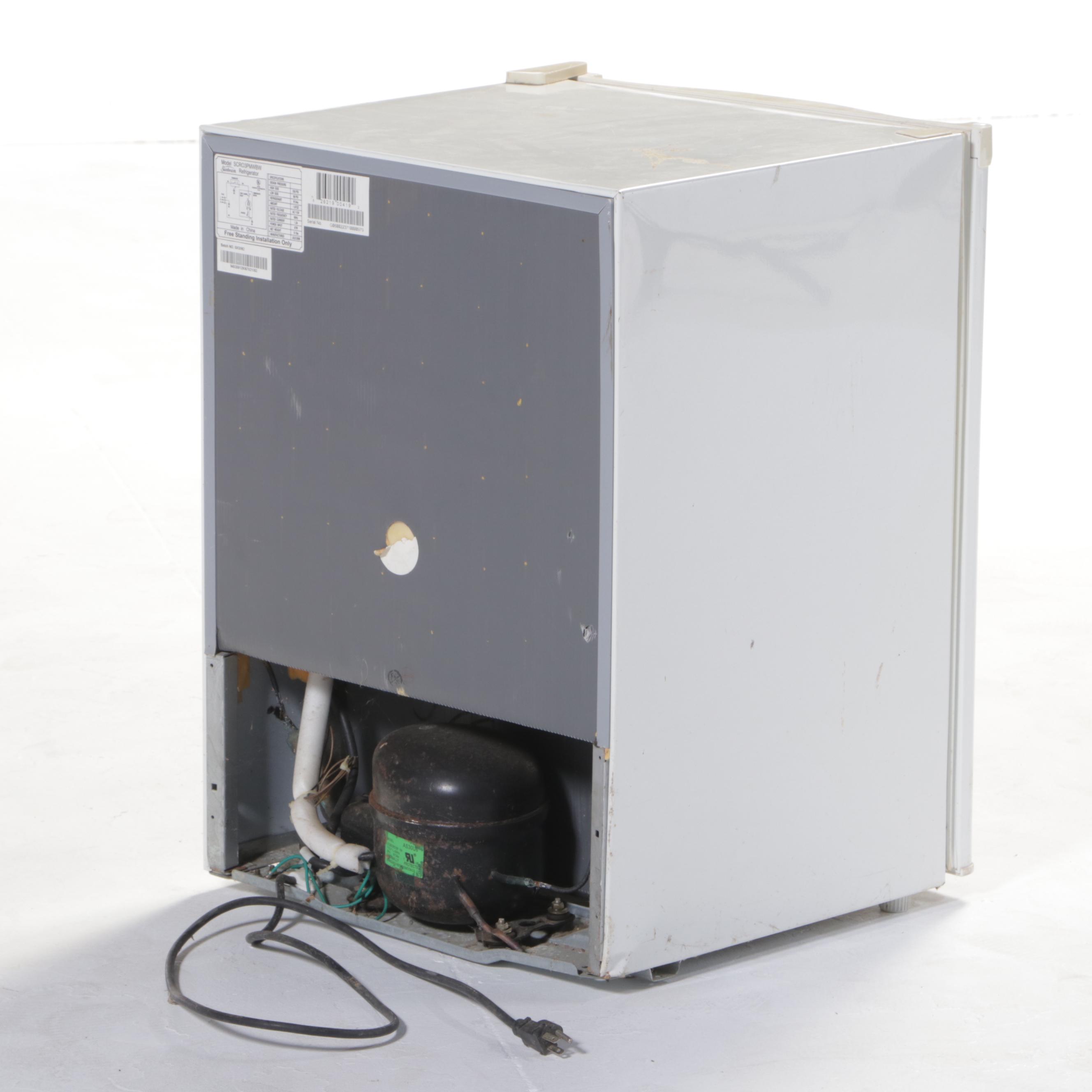 Sunbeam "SCRO3PMWBW" 2.8 Cu. Ft. Mini Fridge