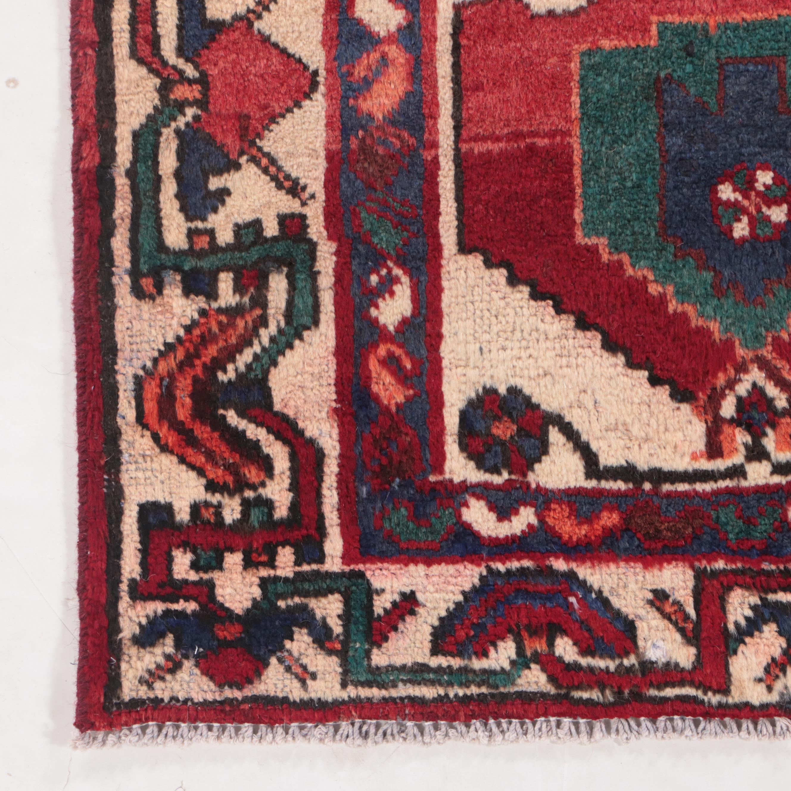 5' x 9'9 Hand-Knotted Persian Zanjan Area Rug