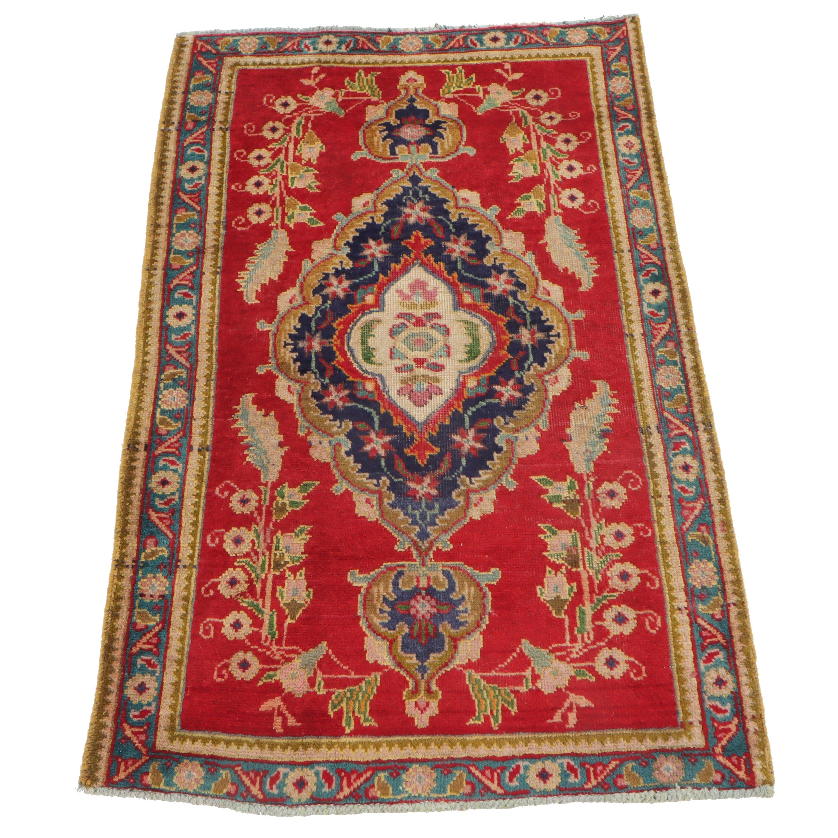 2'9 x 4'5 Hand-Knotted Persian Hamadan Accent Rug