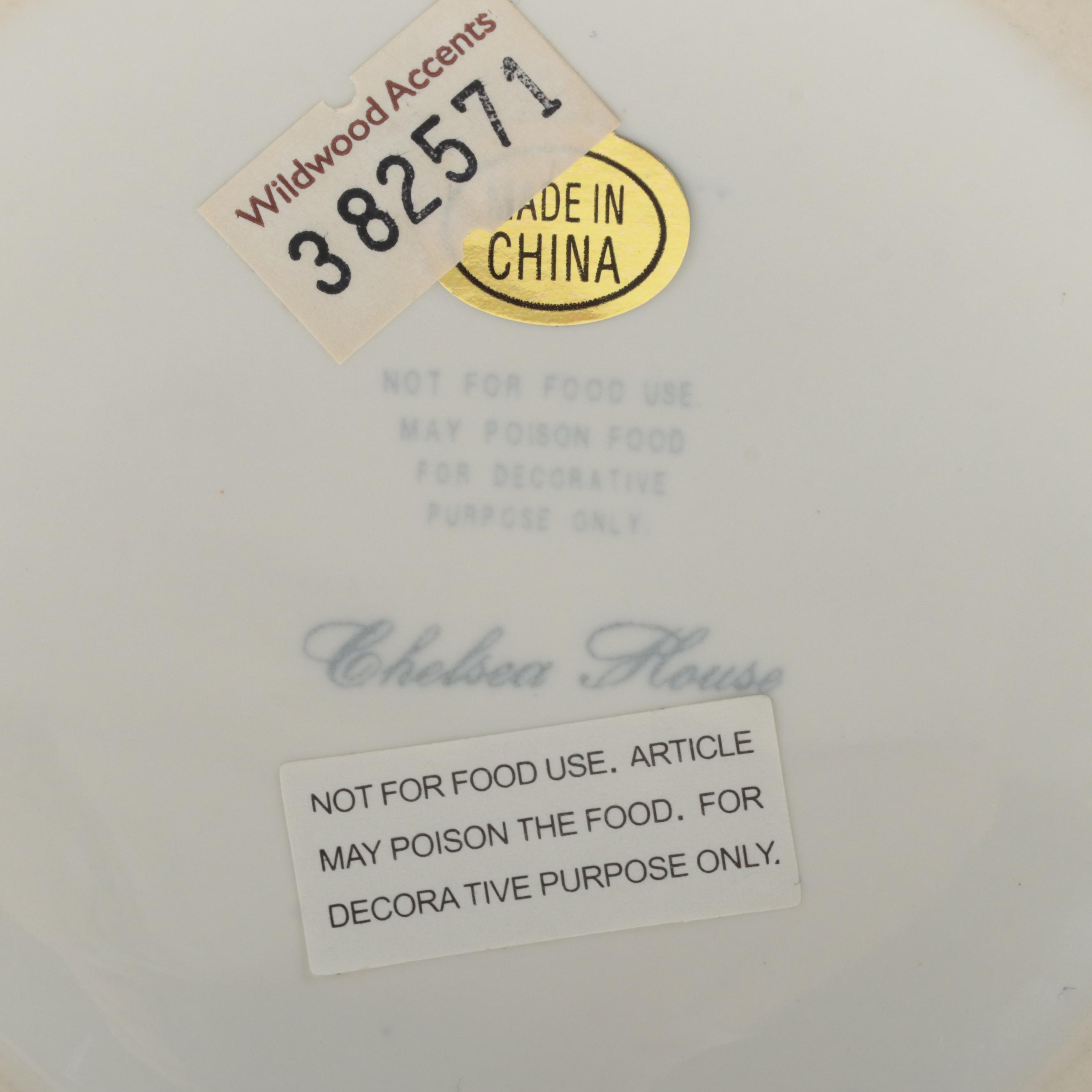 Mottahedeh Williamsburg Restoration Delft Tulipiere and Other Décor