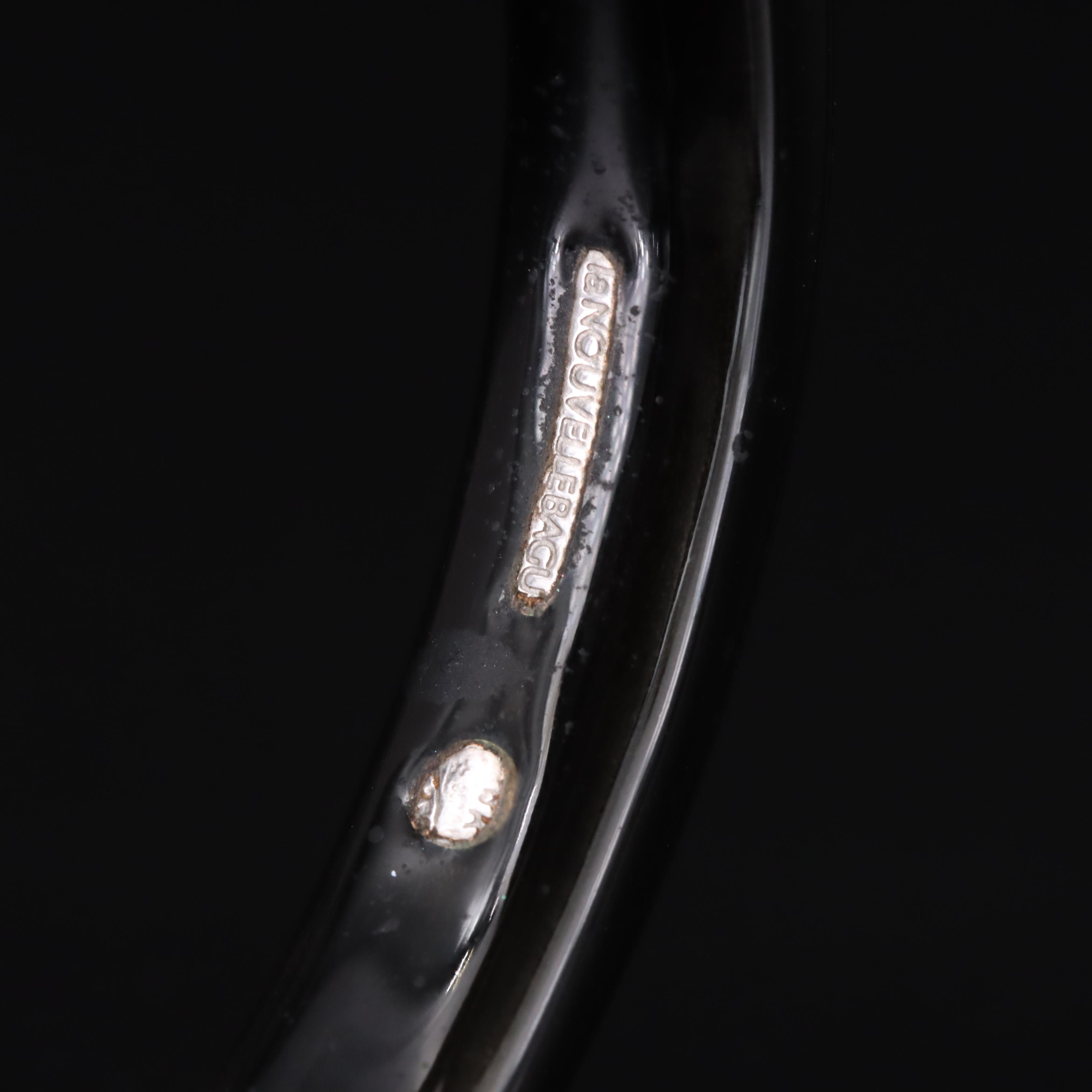 La Nouvelle Bague 18K Enamel Hinged Bangle