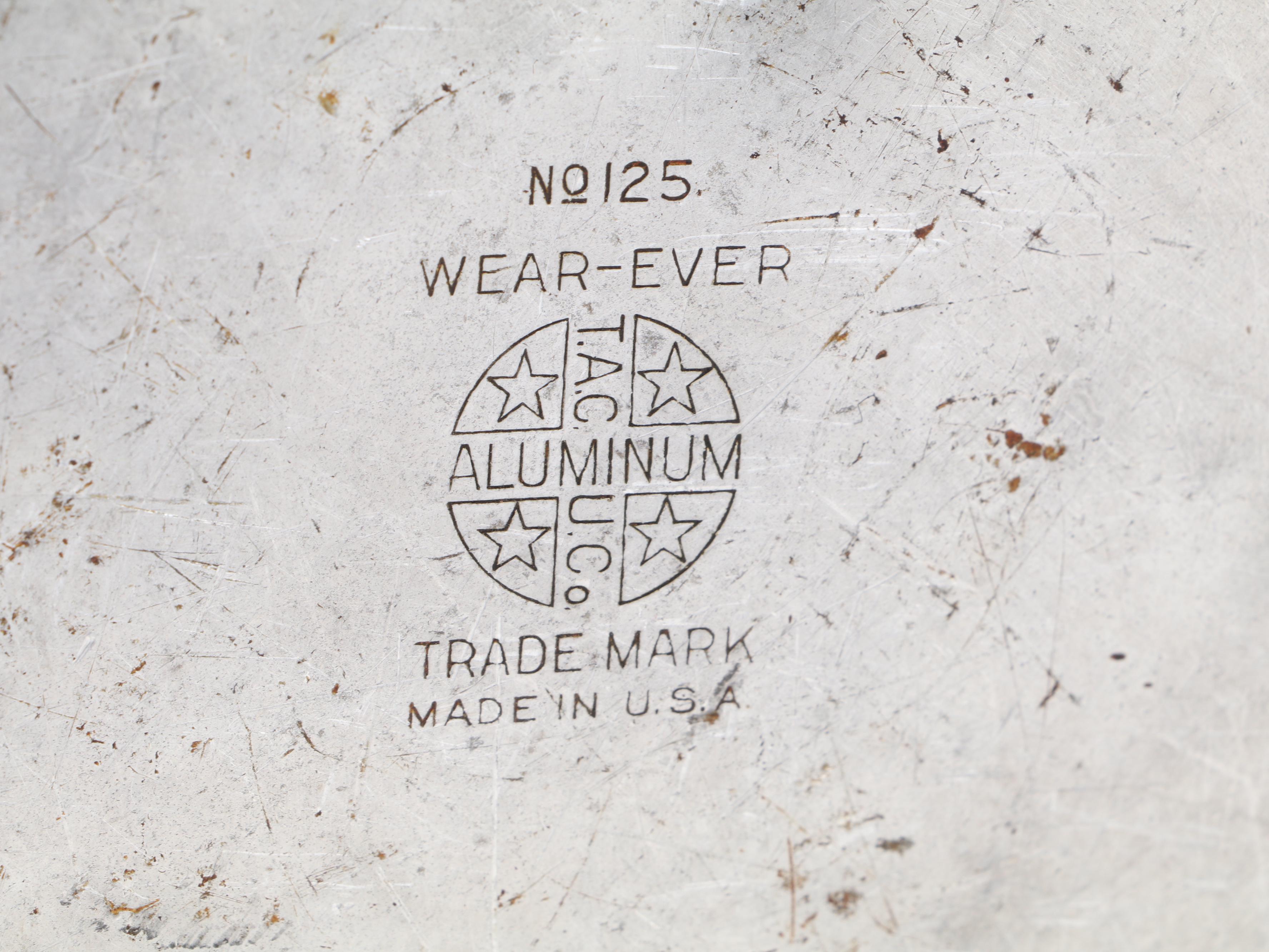 Cast Iron Corn Cob Muffin Tins with Other Dutch Ovens, Mid to Late 20th Century