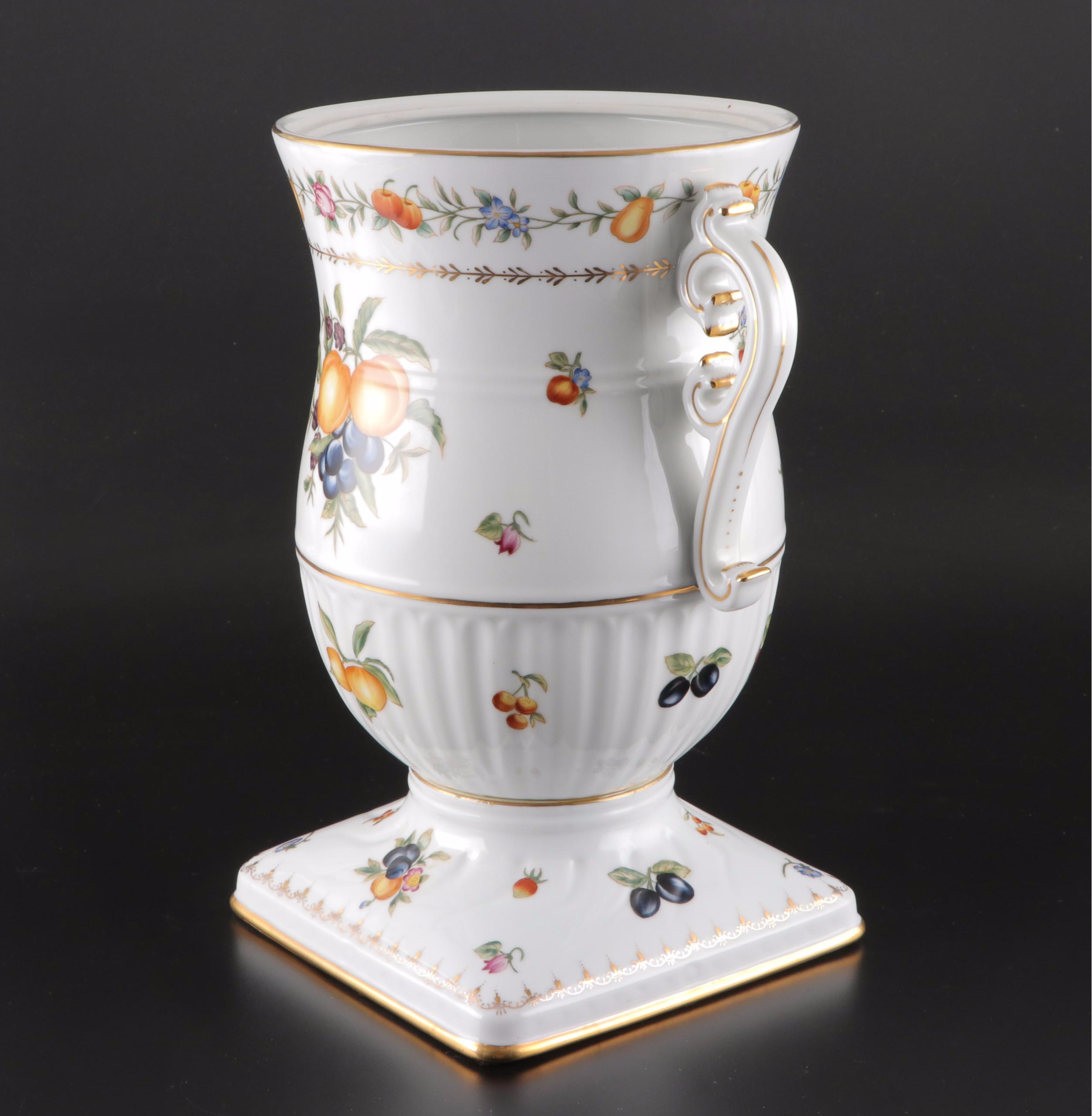 Speer Collectibles Painted Porcelain Lidded Urn