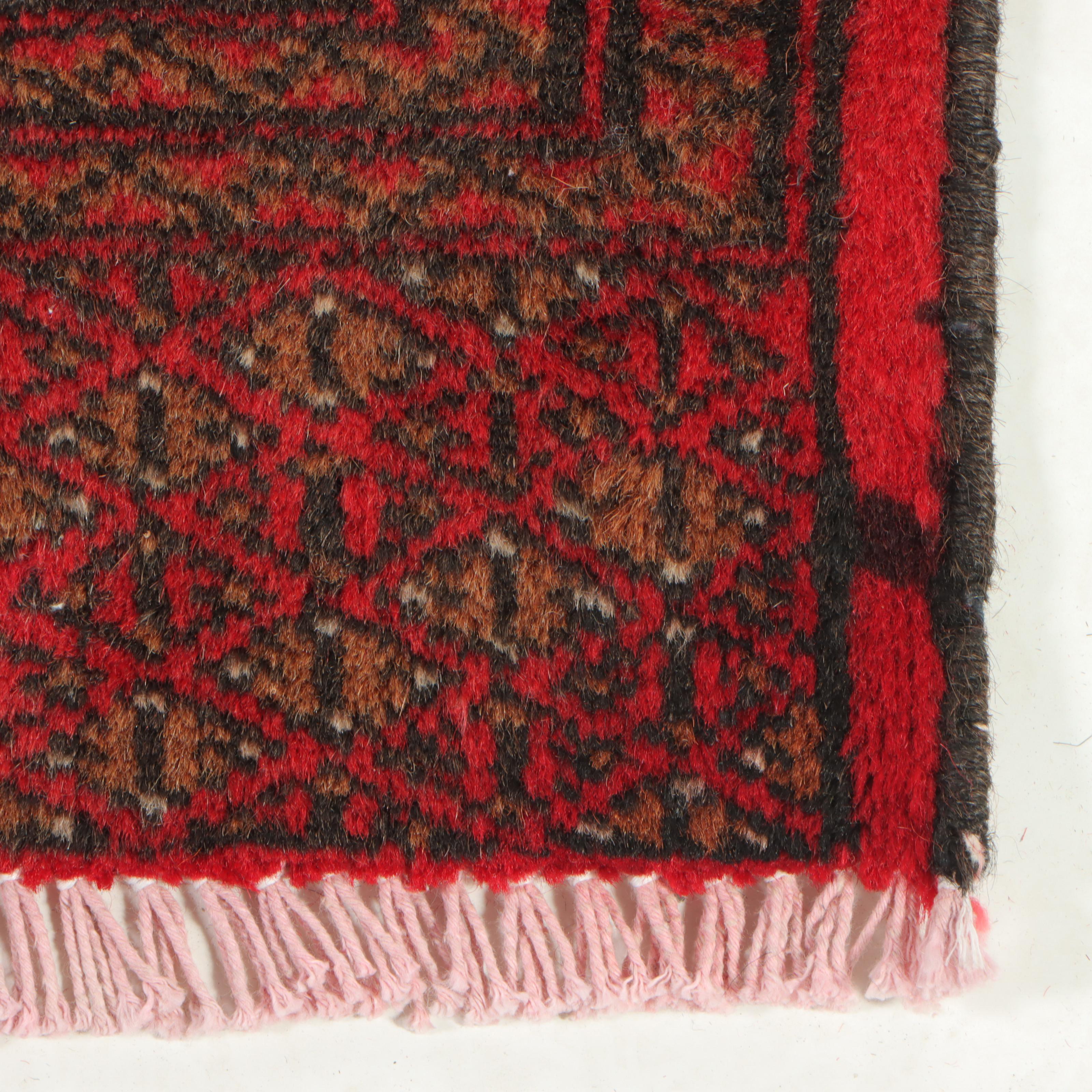 4'4 x 6'8 Hand-Knotted Persian Baluch Area Rug