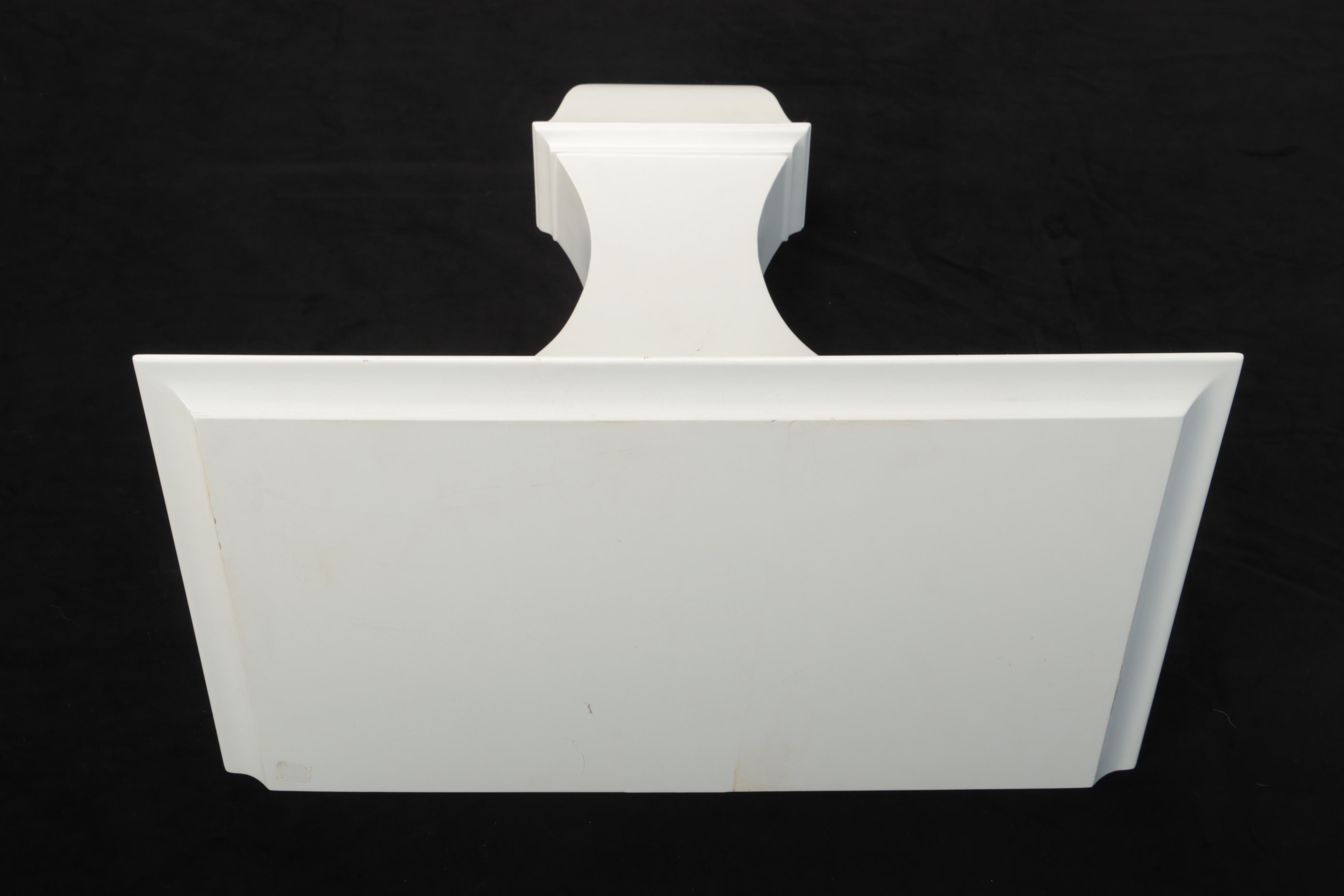 Global View Williamsburg Style Wall Corbel