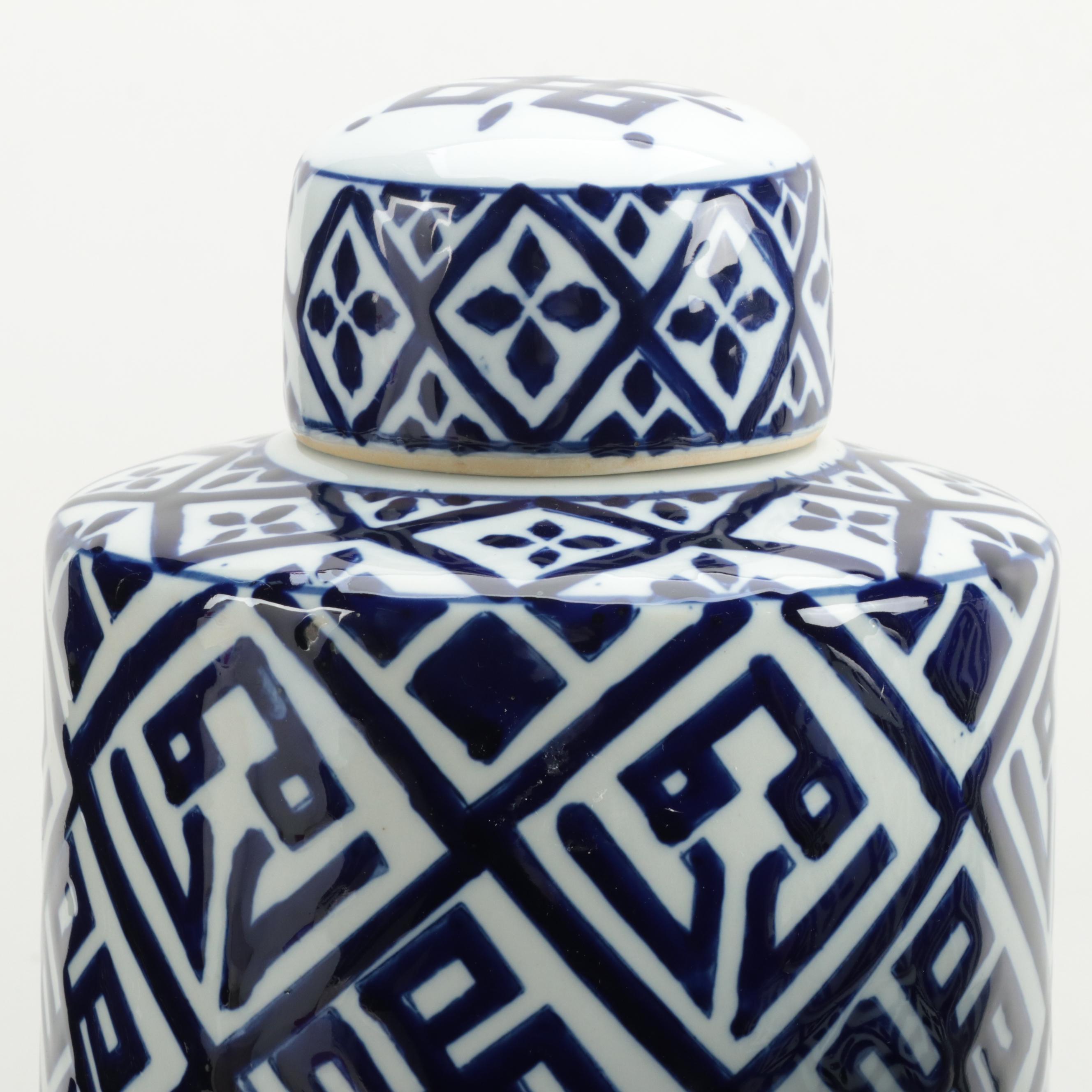 Chinese Porcelain Blue and White Cylindrical Canisters