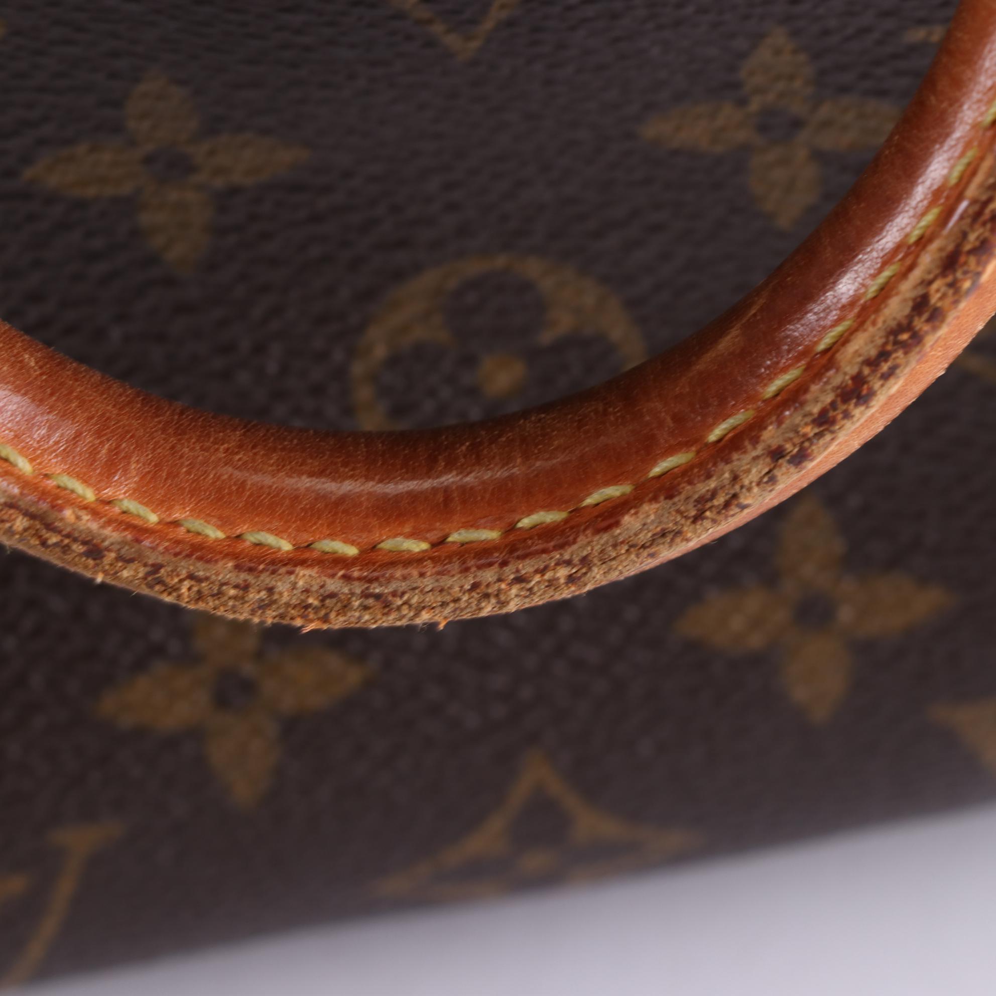 Louis Vuitton Deauville Bag in Monogram Canvas