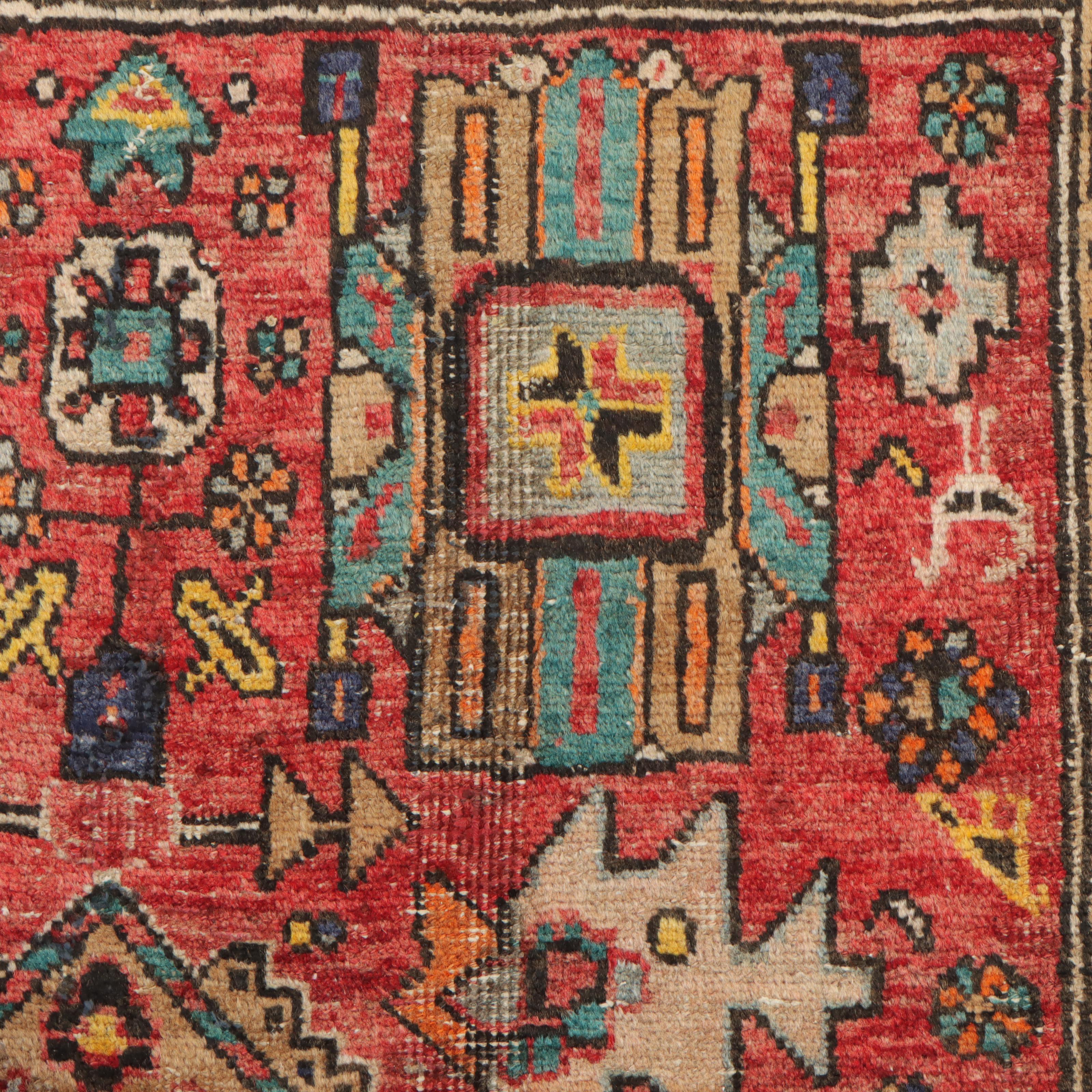 2'8 x 4'6 Hand-Knotted Persian Qashqai Accent Rug