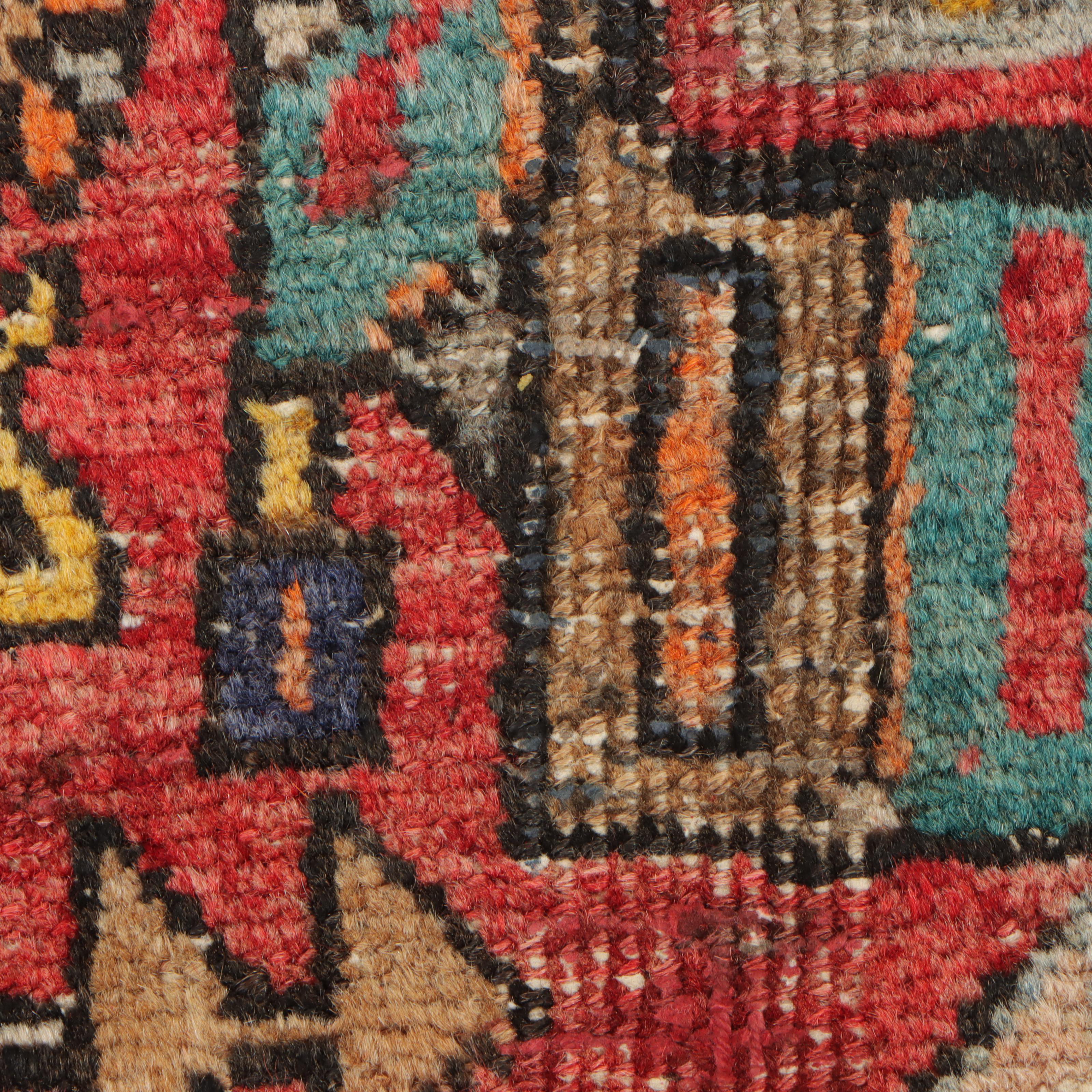 2'8 x 4'6 Hand-Knotted Persian Qashqai Accent Rug