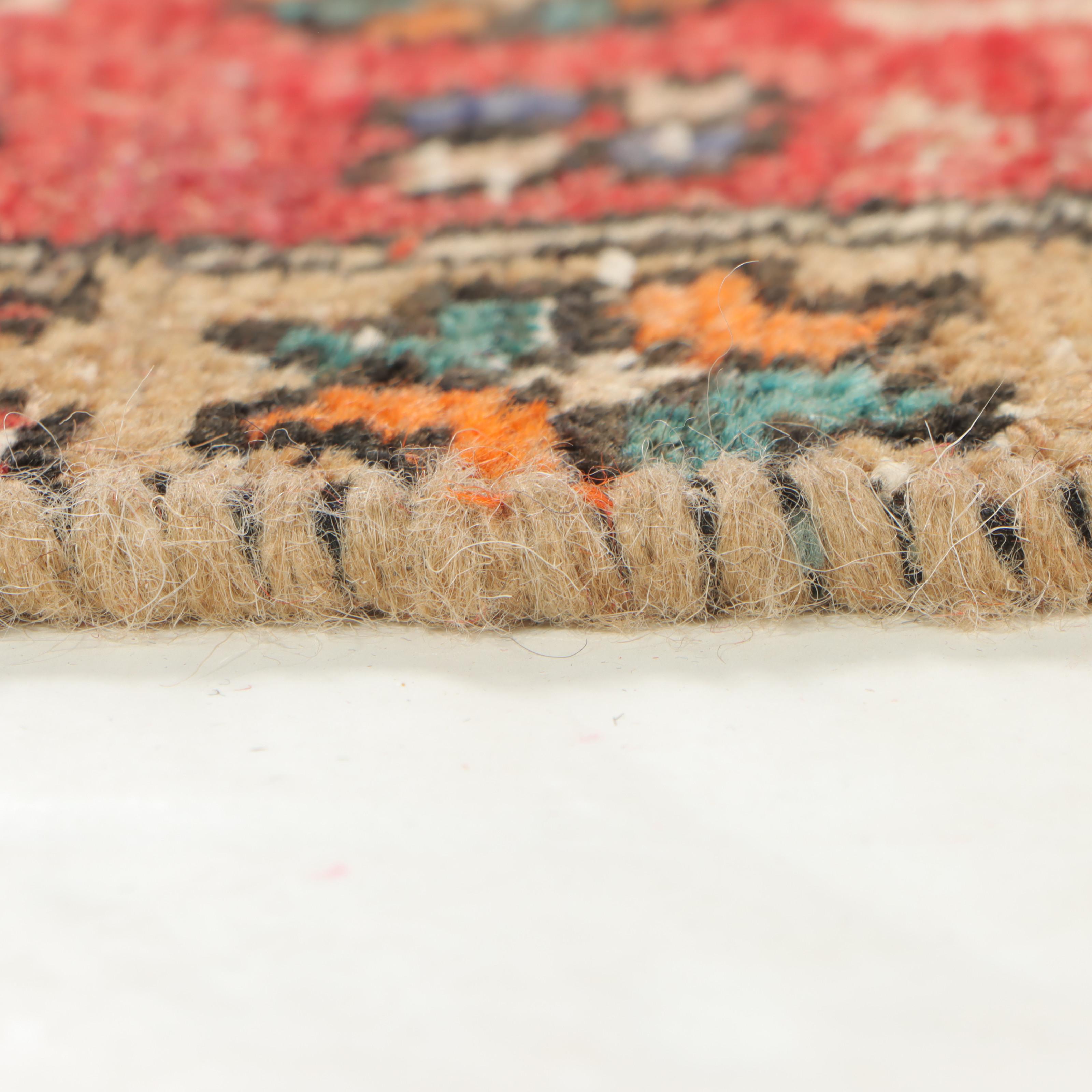 2'8 x 4'6 Hand-Knotted Persian Qashqai Accent Rug