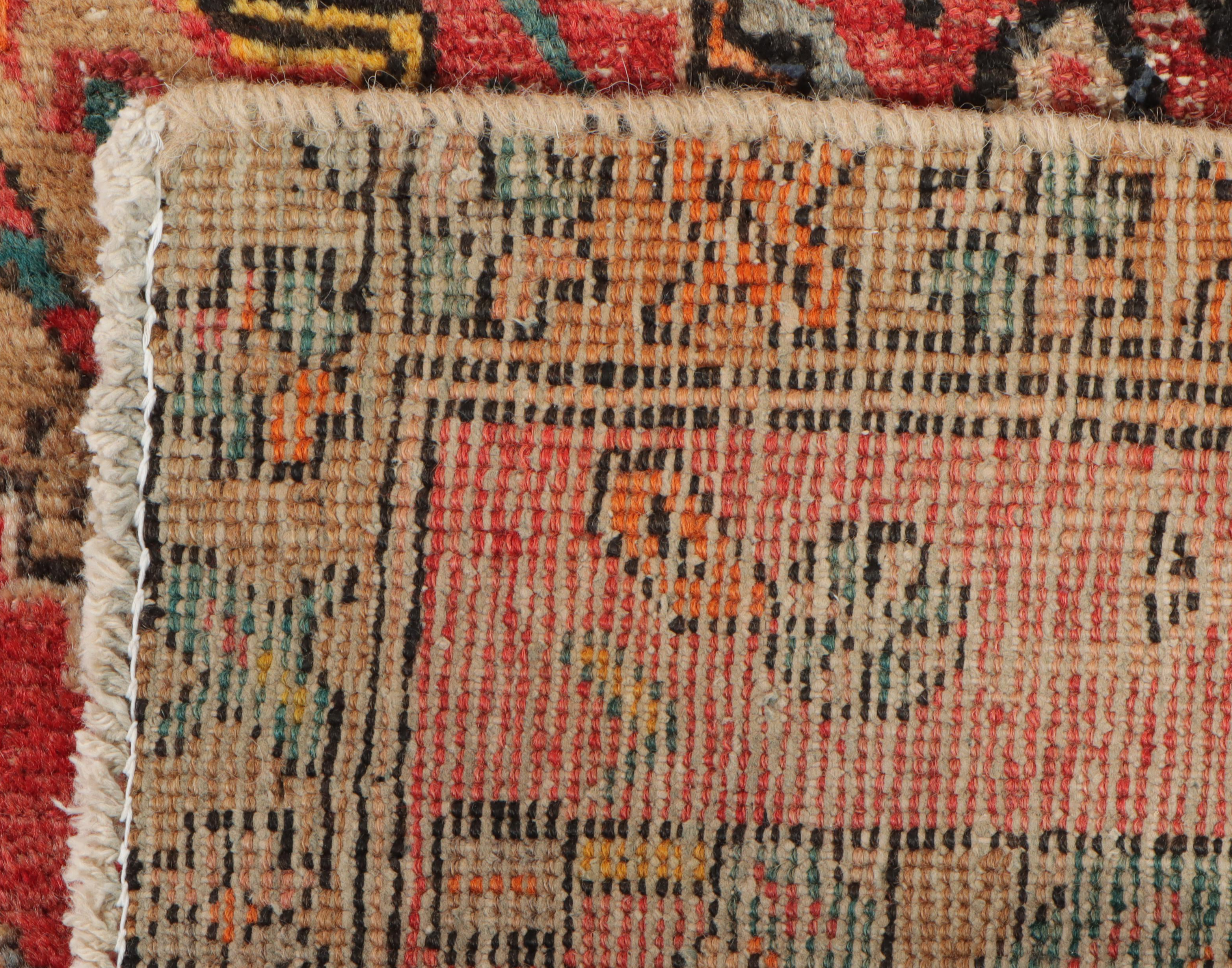 2'8 x 4'6 Hand-Knotted Persian Qashqai Accent Rug