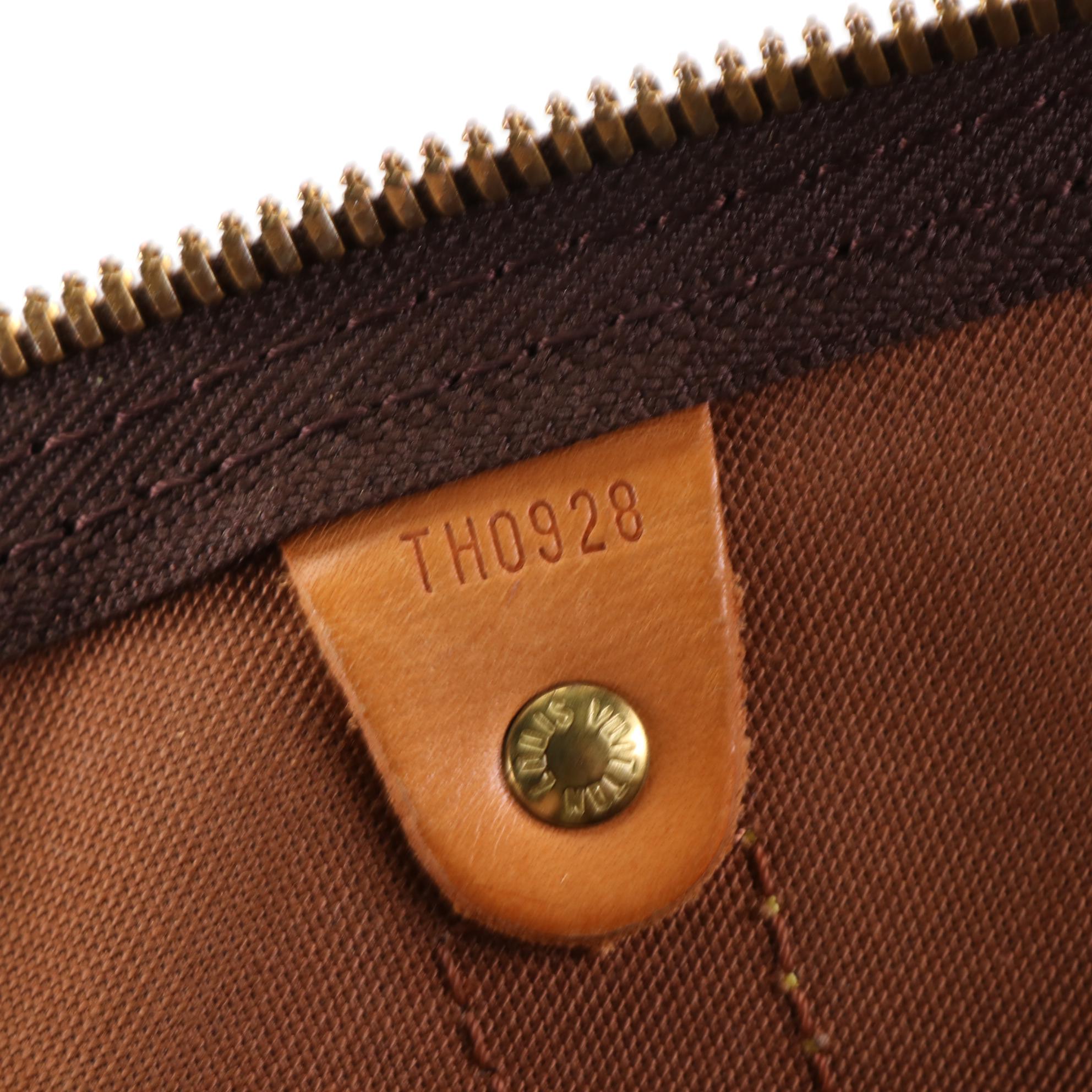 Louis Vuitton Keepall 50 Bandoulière in Monogram Canvas