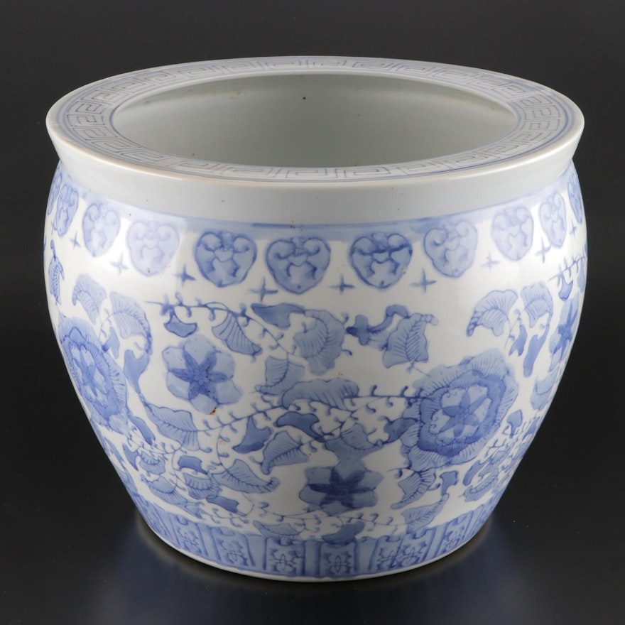 Chinese Blue and White Porcelain Jardiniére