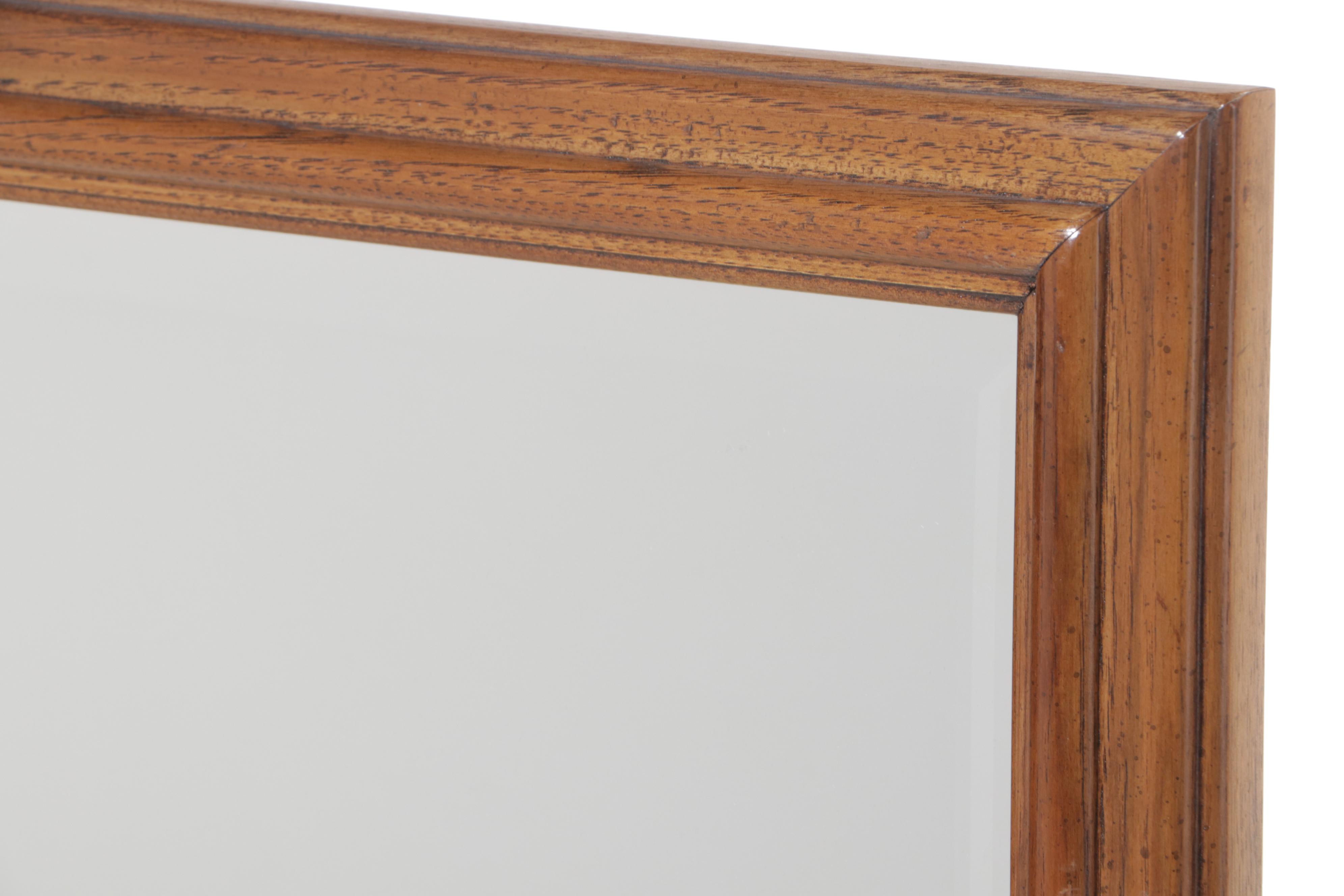 Thomasville Modernist Oak Eight-Drawer Dresser, Mid to Late 20th Century