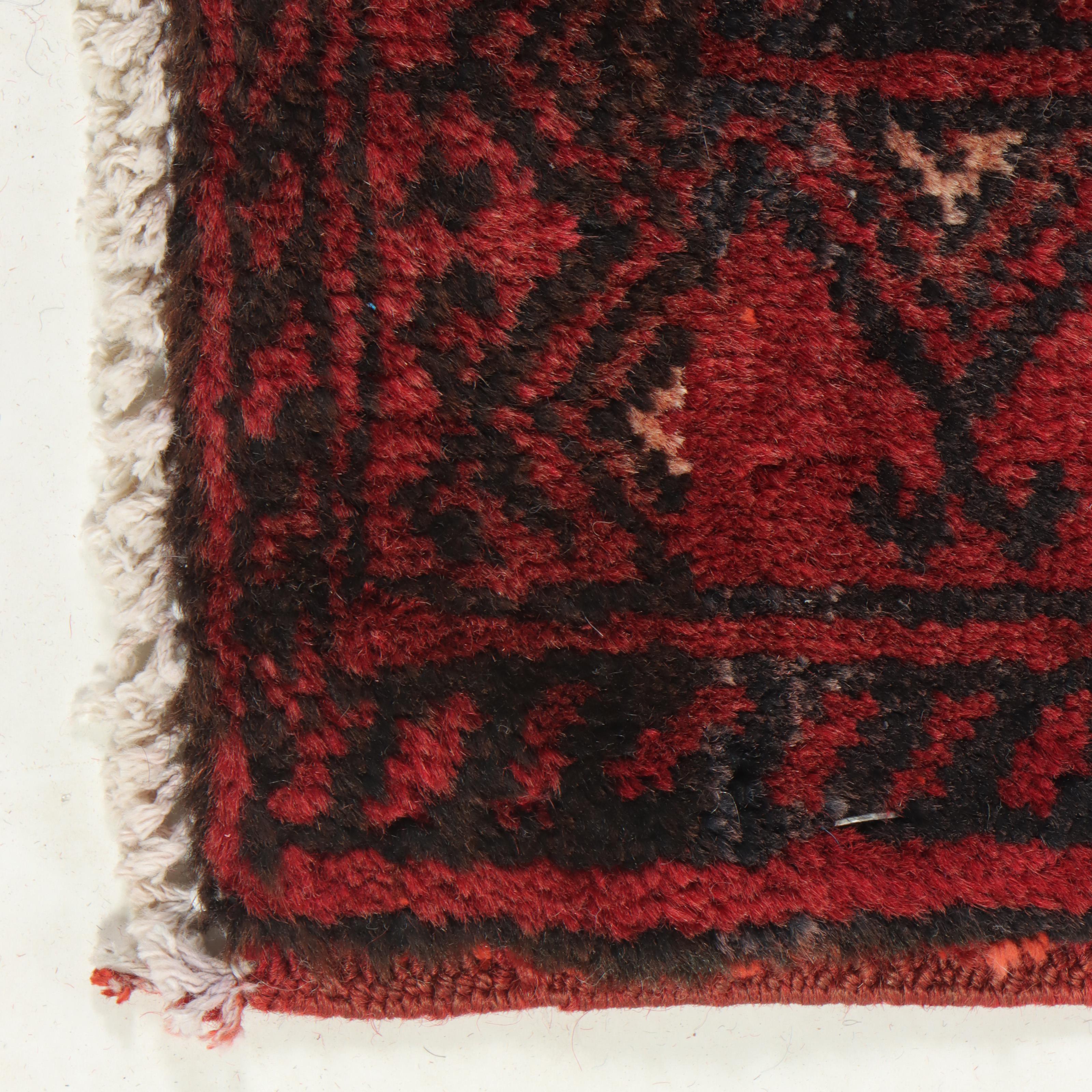 4'5 x 7'8 Hand-Knotted Persian Baluch Area Rug