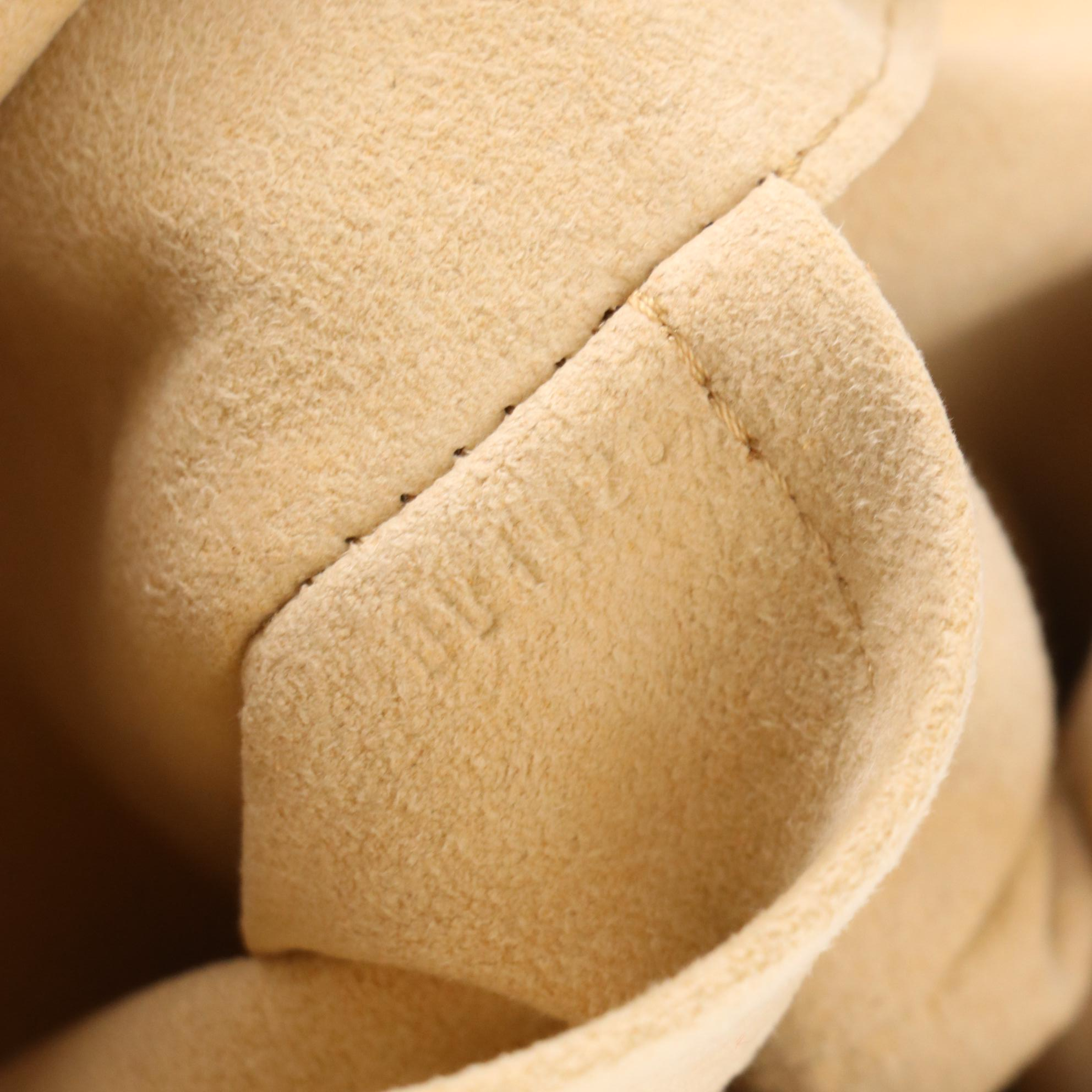 Louis Vuitton Beverly GM Bag in Monogram Canvas and Vachetta Leather