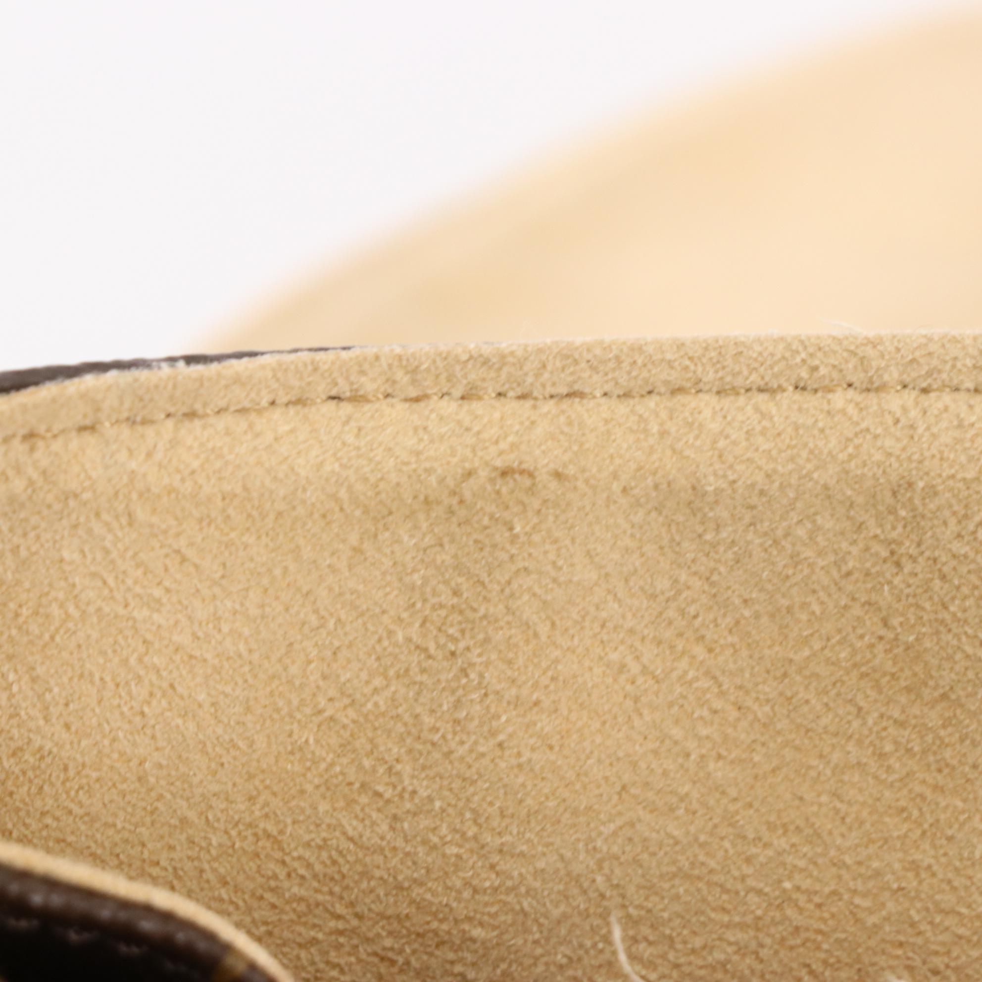 Louis Vuitton Beverly GM Bag in Monogram Canvas and Vachetta Leather