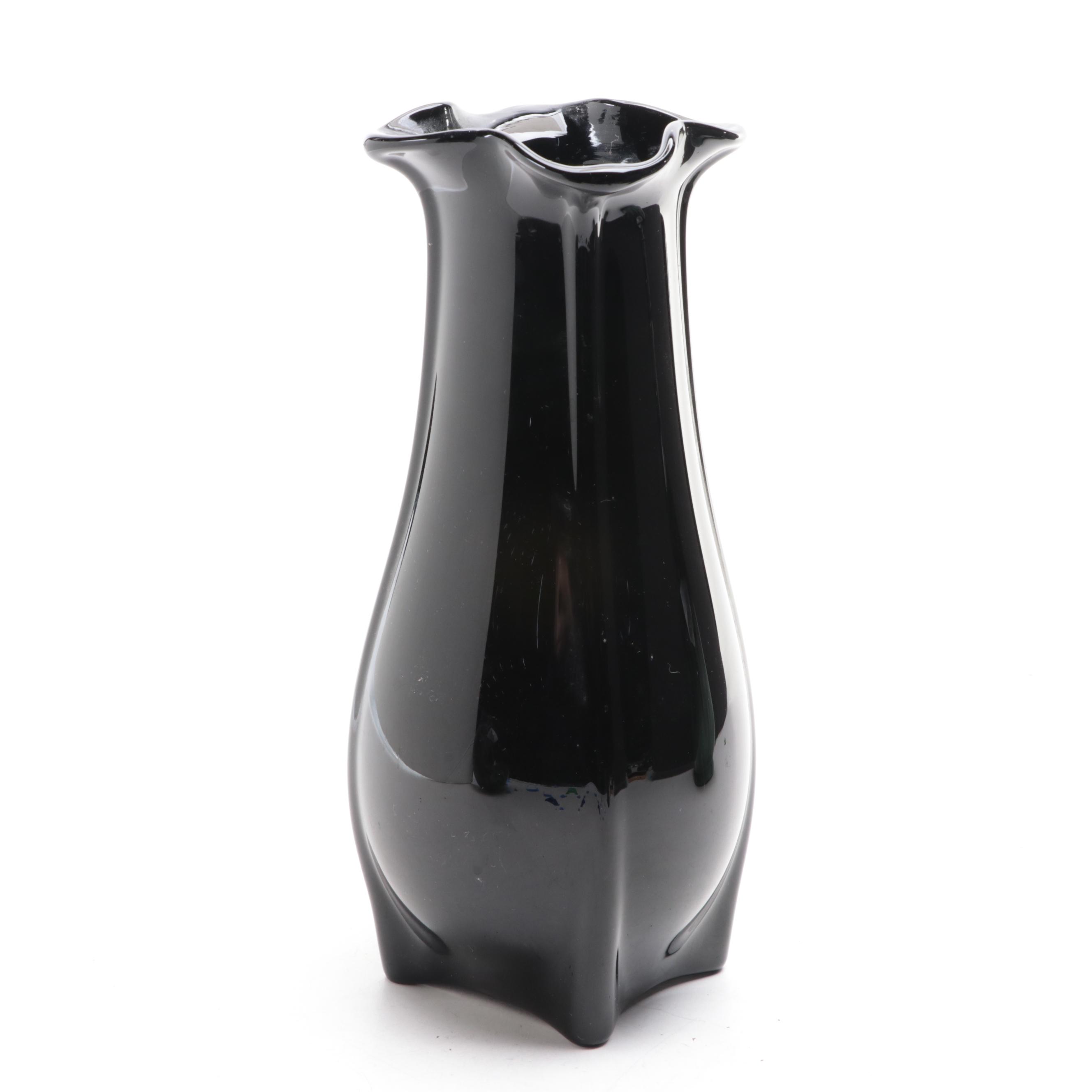 High Gloss Ceramic Decanter Music Box with Two High Gloss Ceramic Table Vases