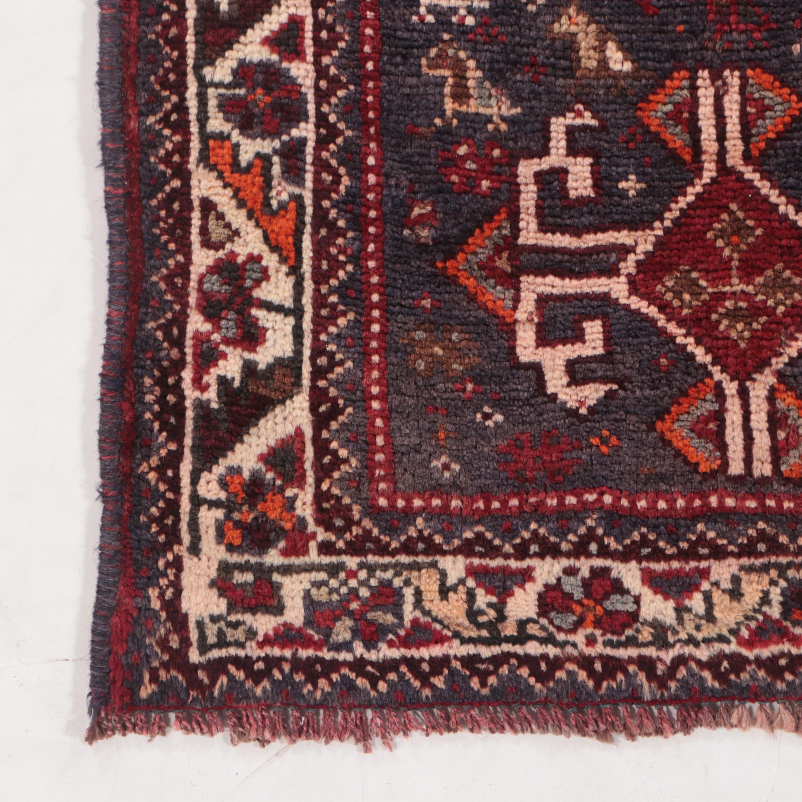 4'1 x 5'5 Hand-Knotted Persian Qashqai Area Rug