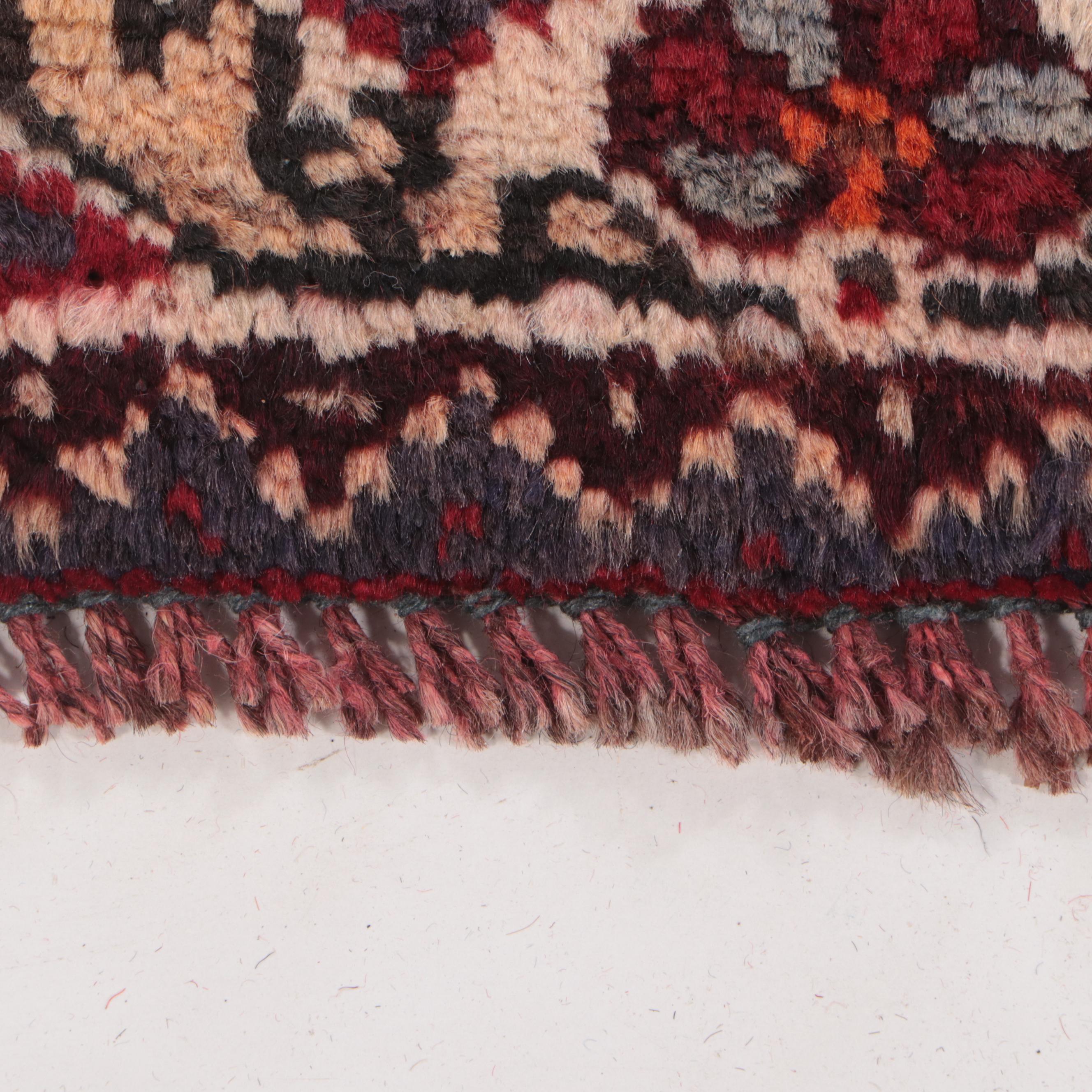 4'1 x 5'5 Hand-Knotted Persian Qashqai Area Rug