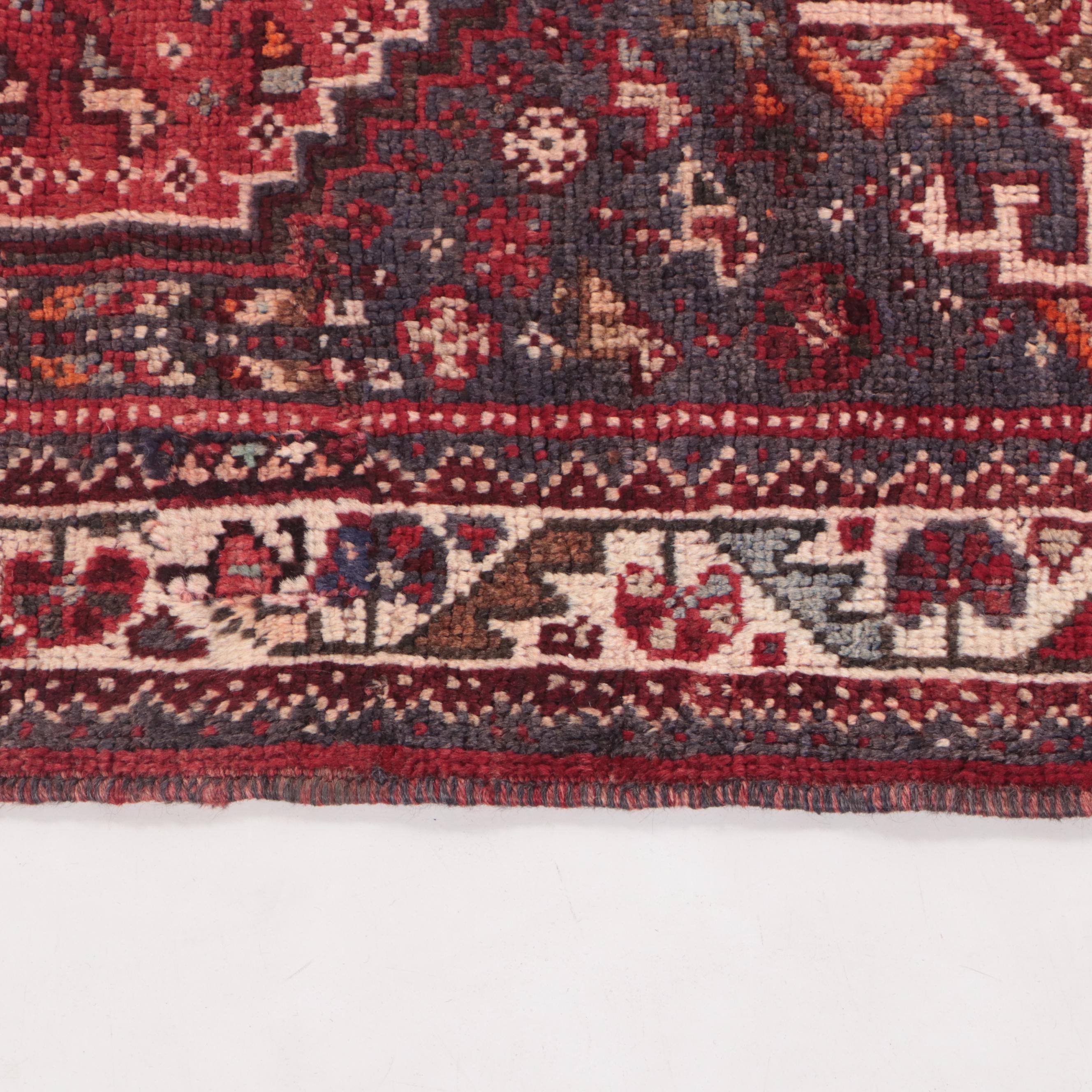 4'1 x 5'5 Hand-Knotted Persian Qashqai Area Rug