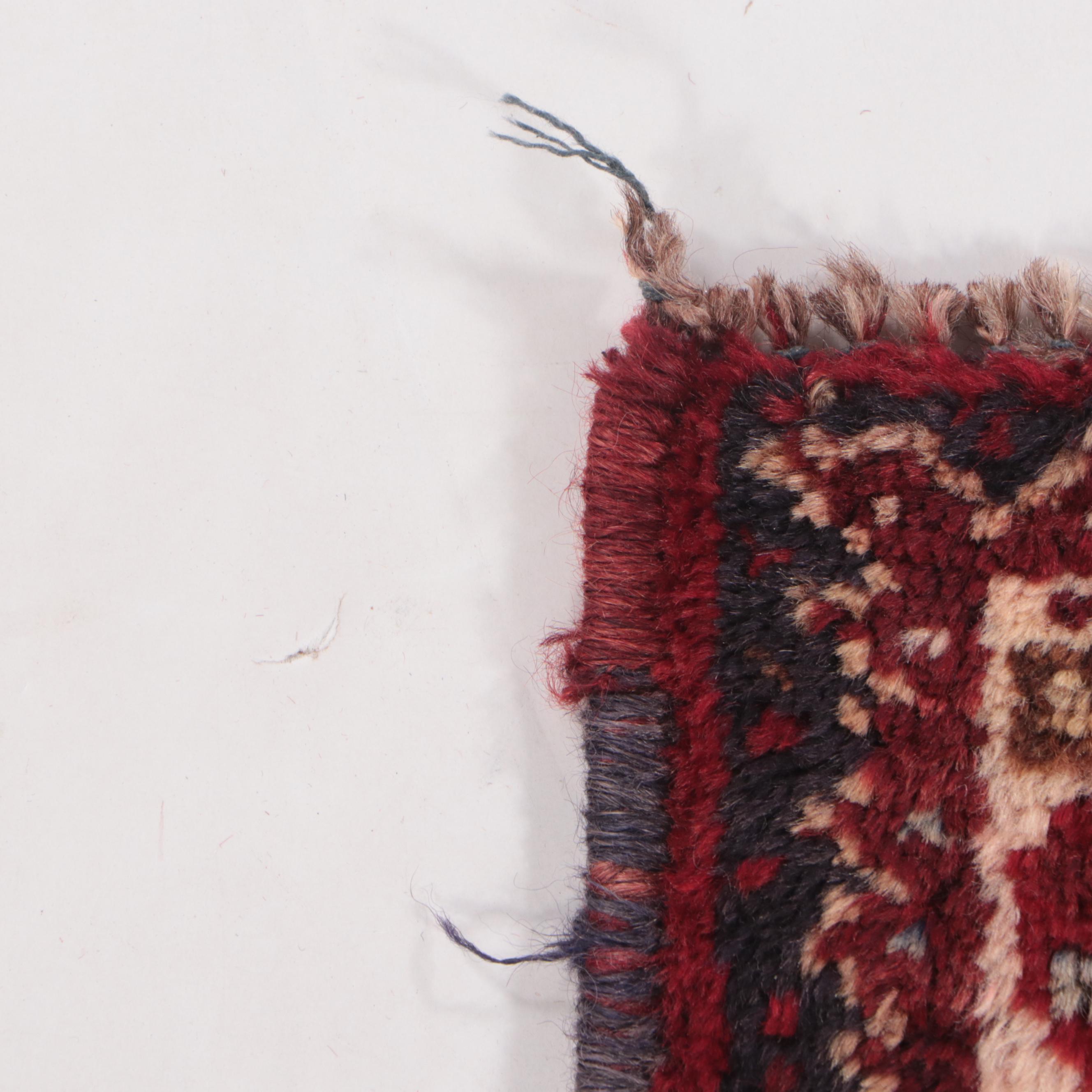 4'1 x 5'5 Hand-Knotted Persian Qashqai Area Rug