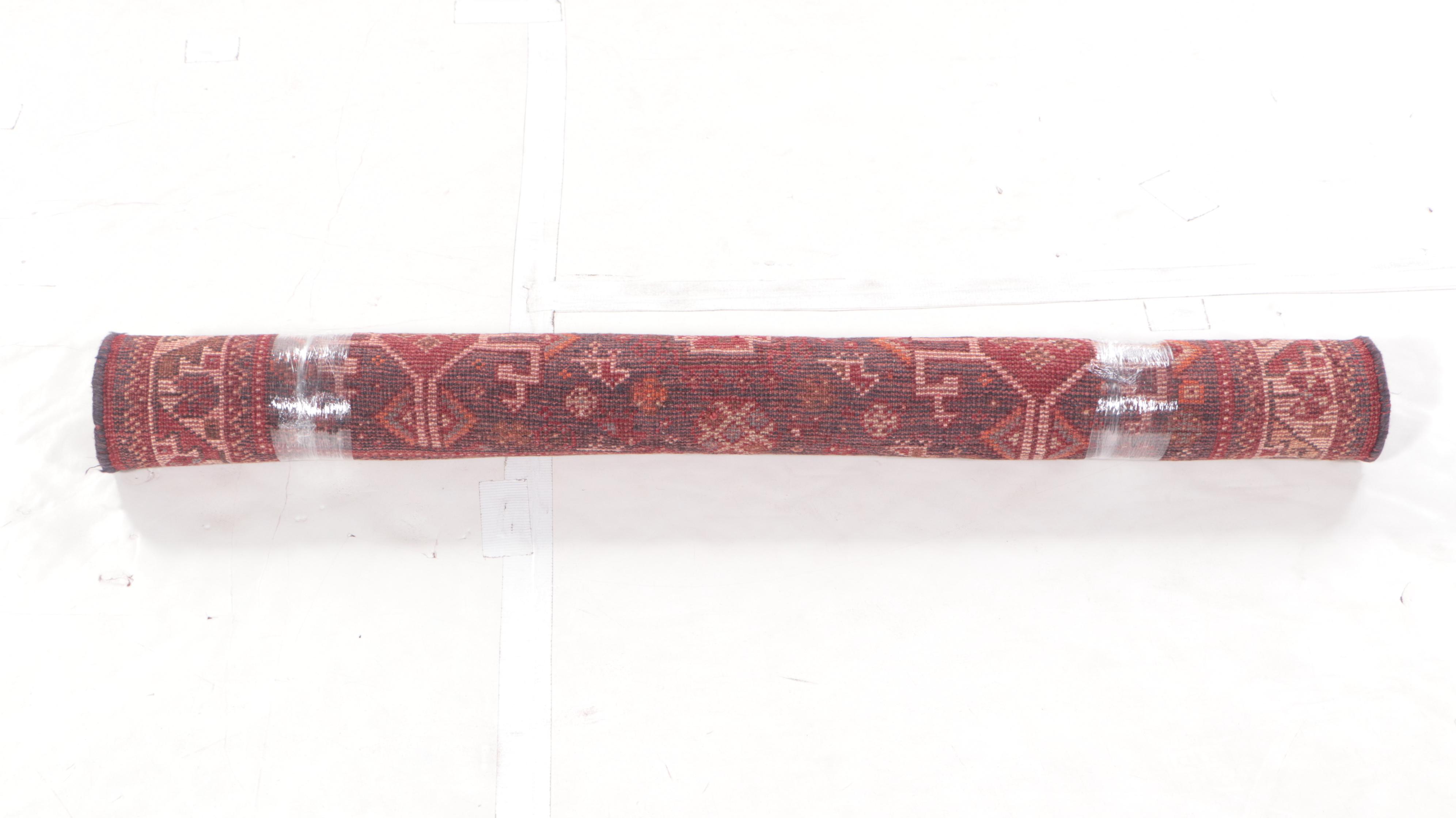 4'1 x 5'5 Hand-Knotted Persian Qashqai Area Rug