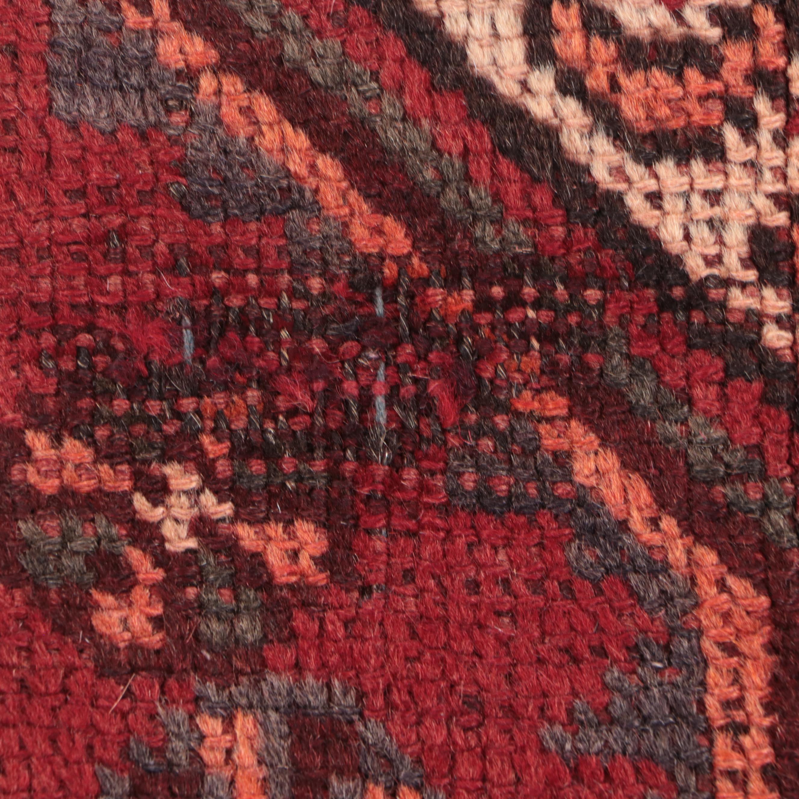 4'9 x 9'1  Hand-Knotted Persian Shiraz Area Rug