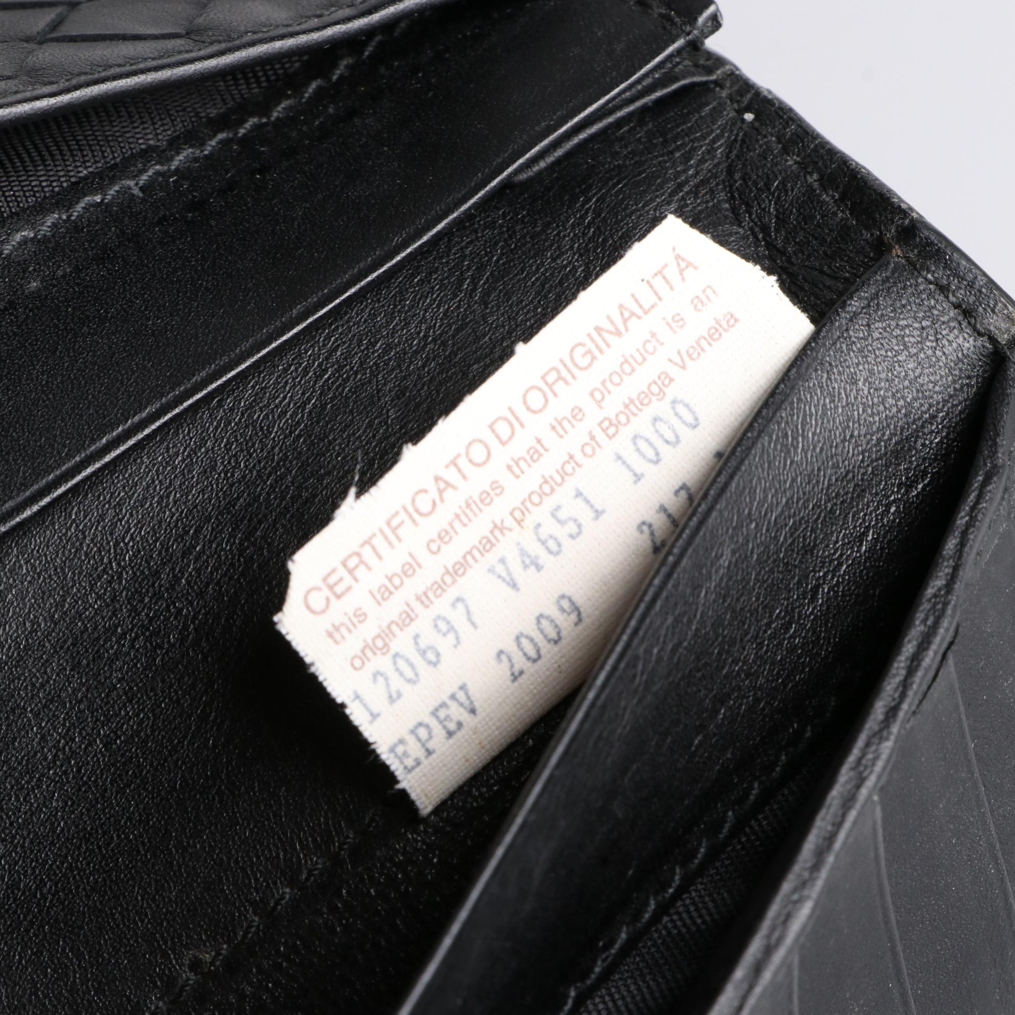 Bottega Veneta Long Wallet in Black Intrecciato Leather